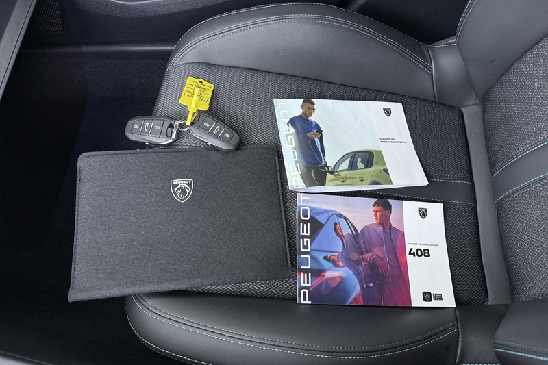 Peugeot 408 1.2 Hybrid 145 e-DCS6 Allure | Camera | Navigatie — photo 10