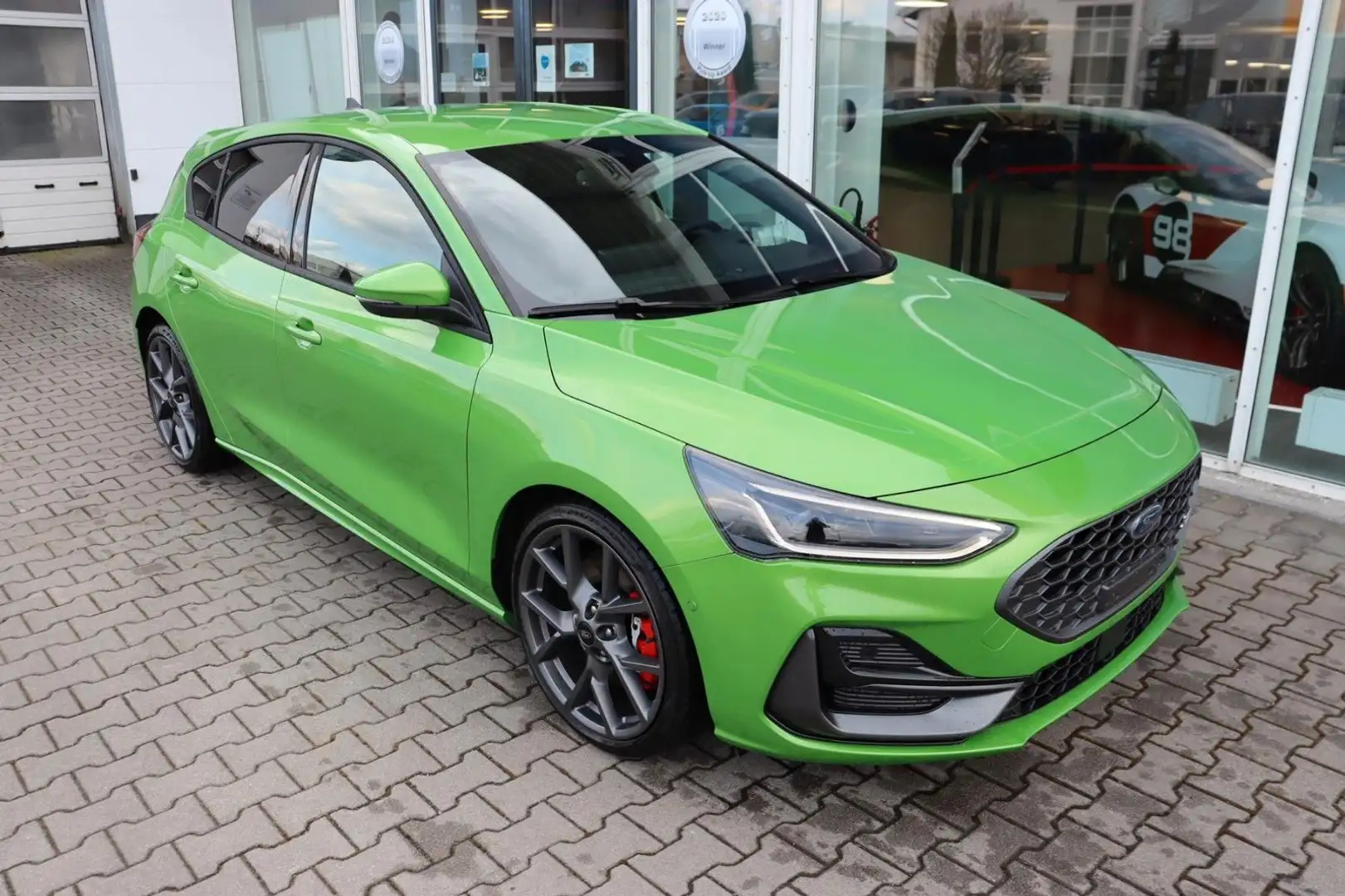 Ford Focus ST X 2.3 Matrix-LED 19" LMF 4,99% FIN*mgl. Grün - 2