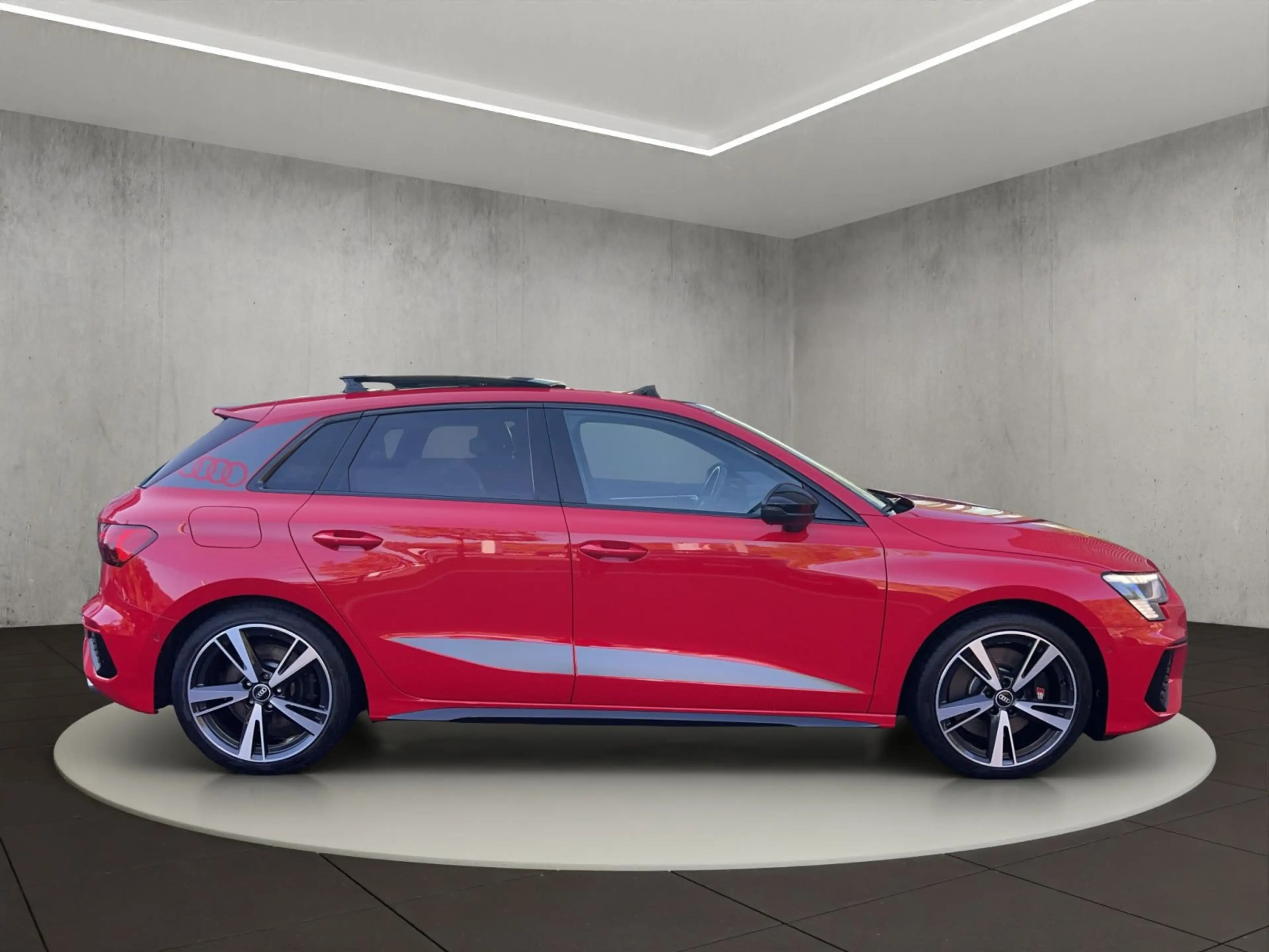Audi S3 2.0 TFSI 228(310) kW(PS) S tronic — photo 5