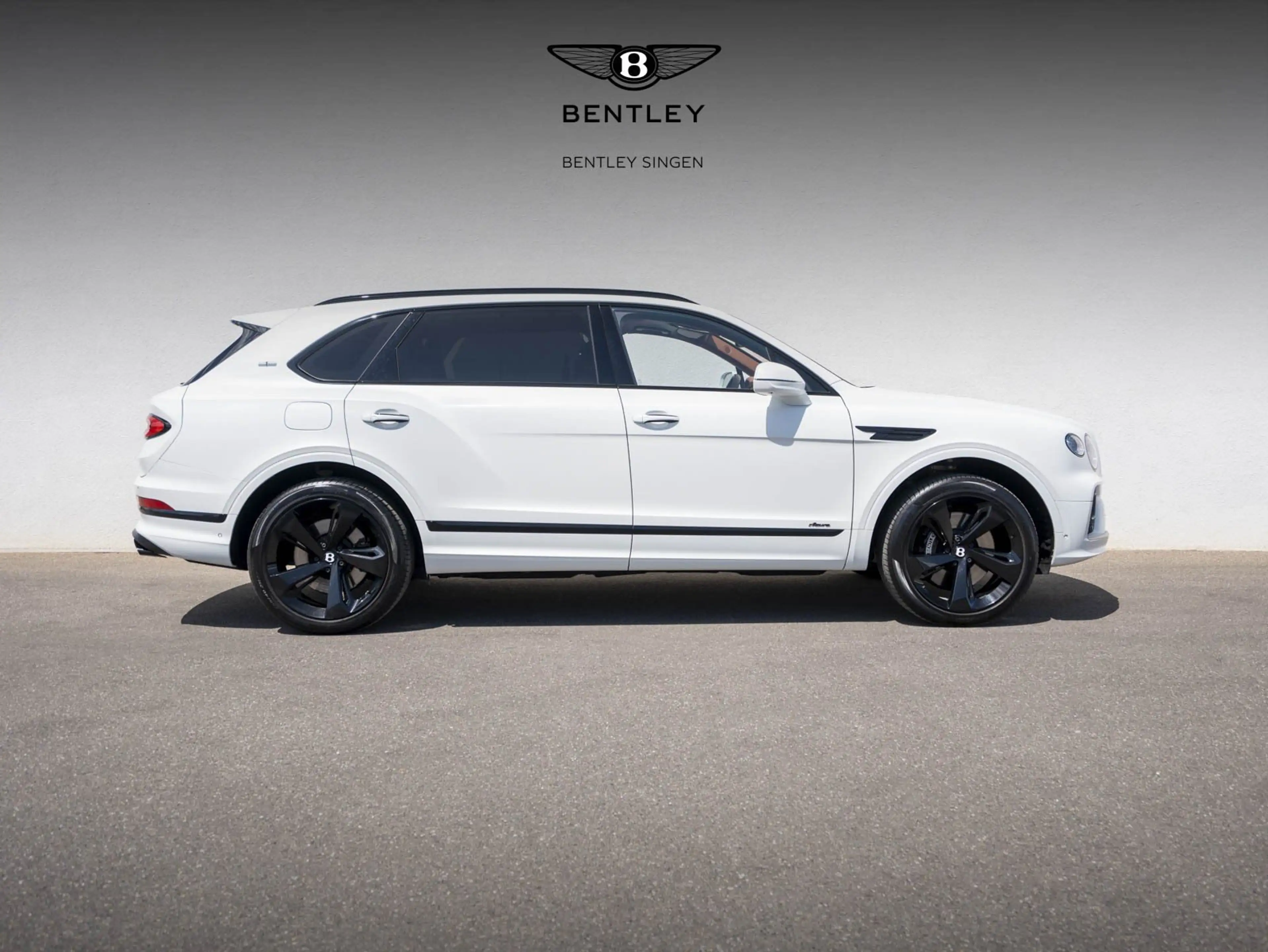 Bentley Bentayga EWB Azure First Edition — photo 5