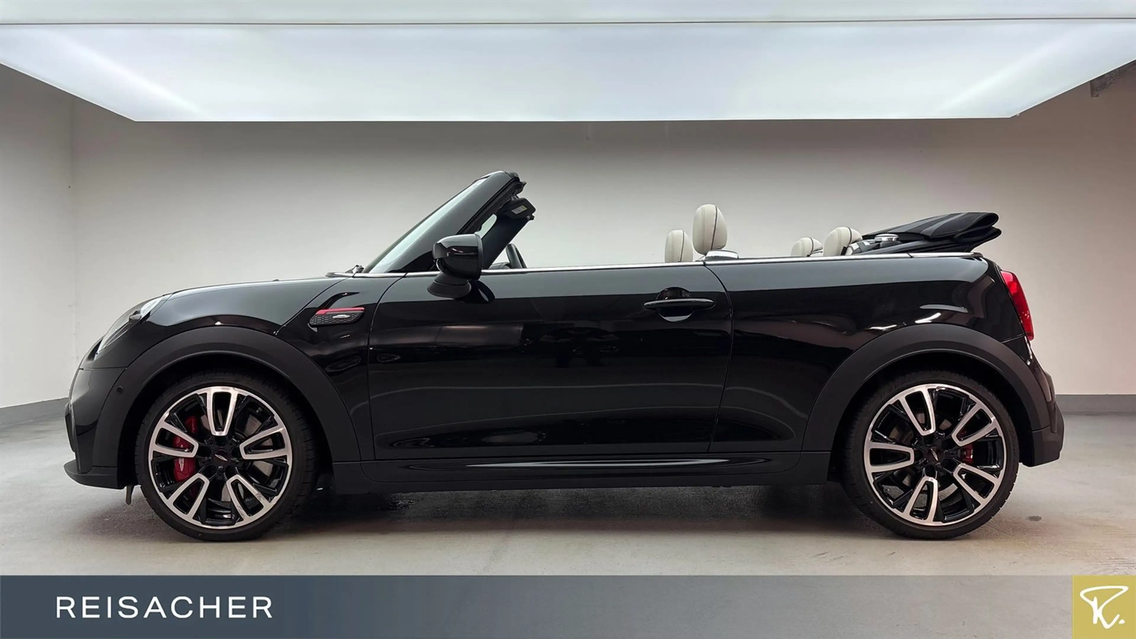 MINI John Cooper Works Cabrio JCW-Trim,SAG,ACC,RFK — photo 9