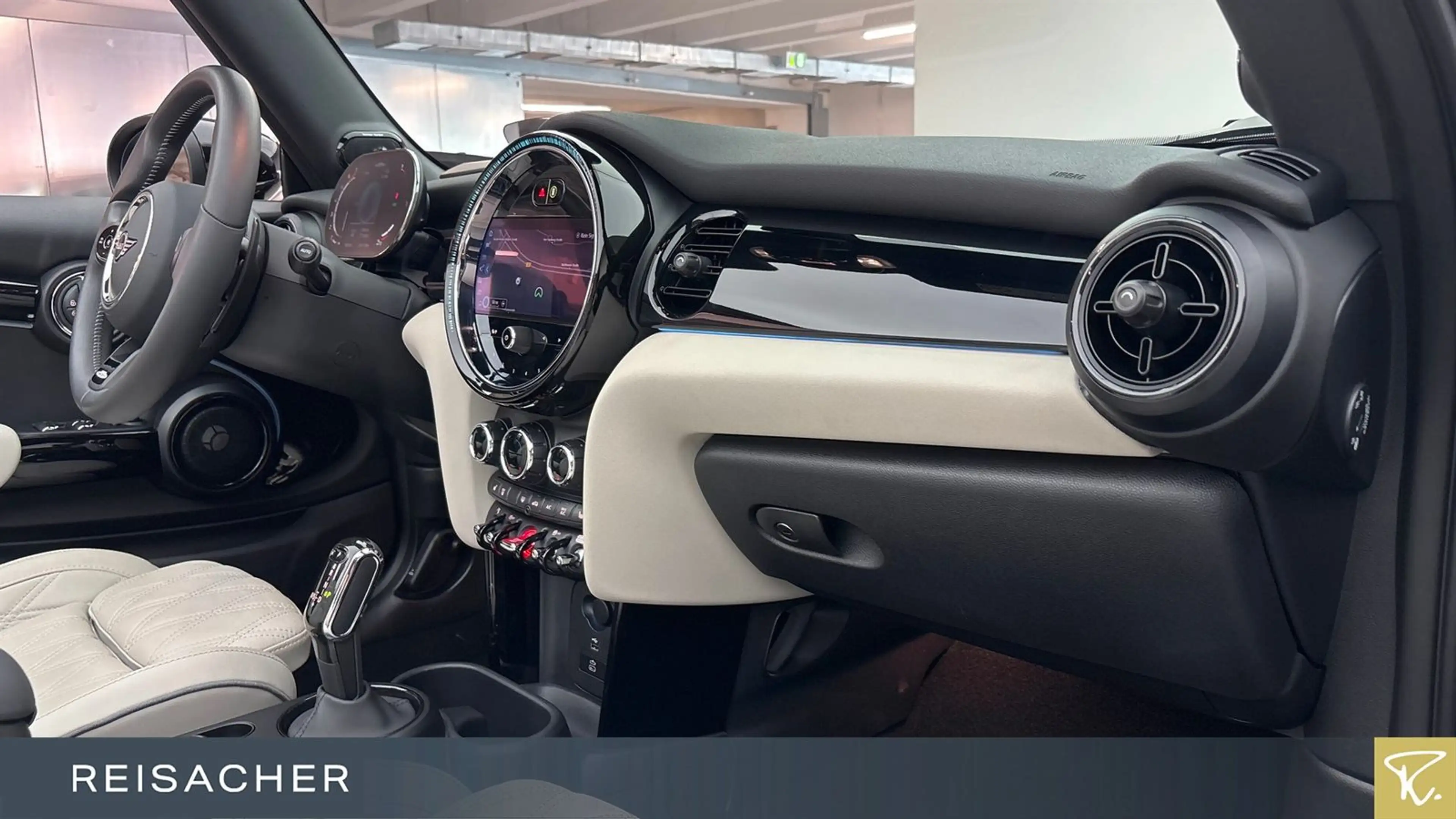 MINI John Cooper Works Cabrio JCW-Trim,SAG,ACC,RFK — photo 13