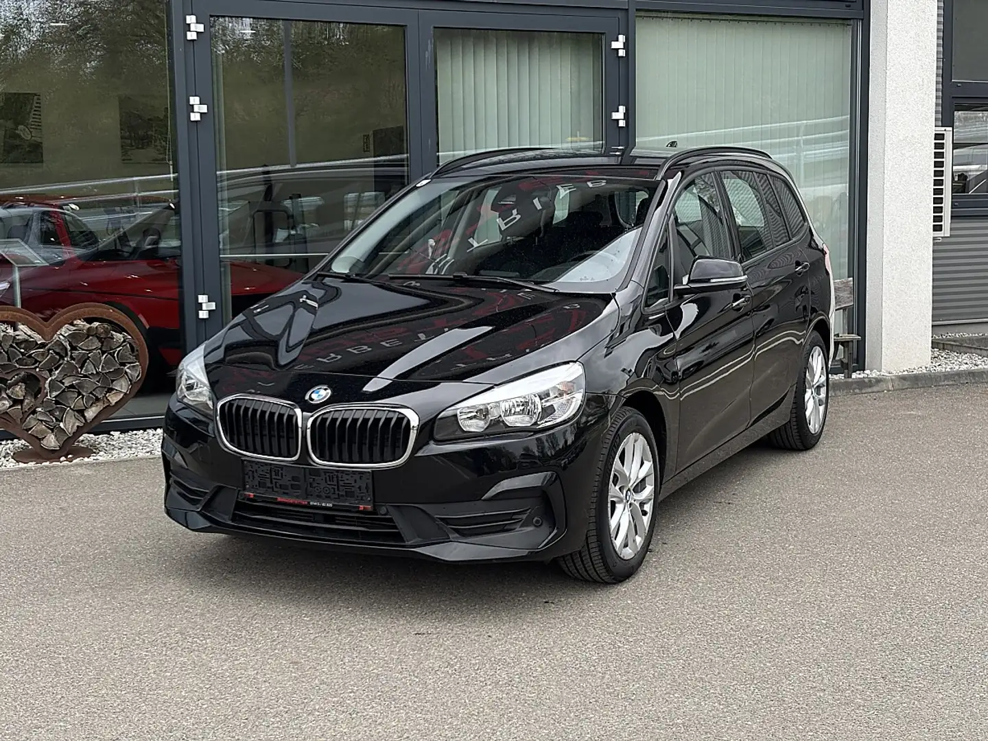 BMW 218 d Gran Tourer Advantage Schwarz - 2
