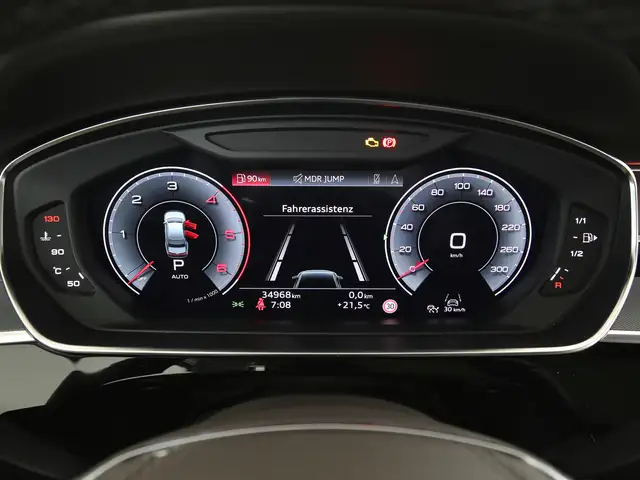 Audi A8 view 12