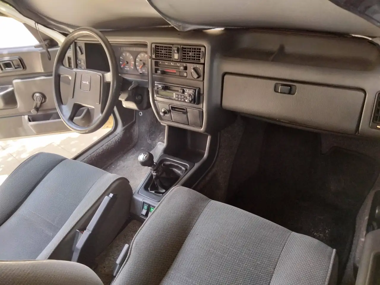 Volvo 340 DL, foto 3