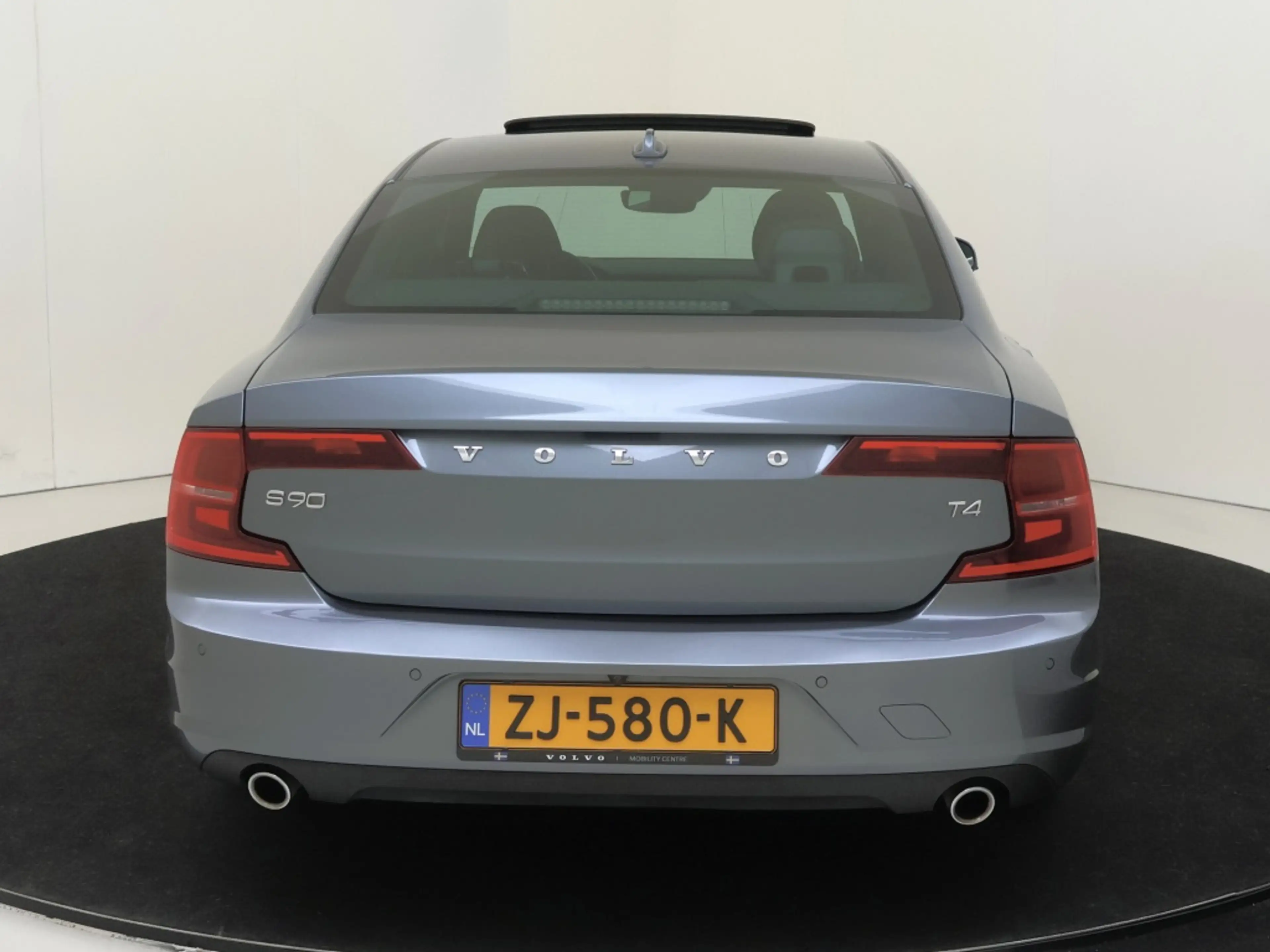 Volvo S90 T4 Momentum+ | Trekhaak | Panoramadak | 360° Camer — photo 5