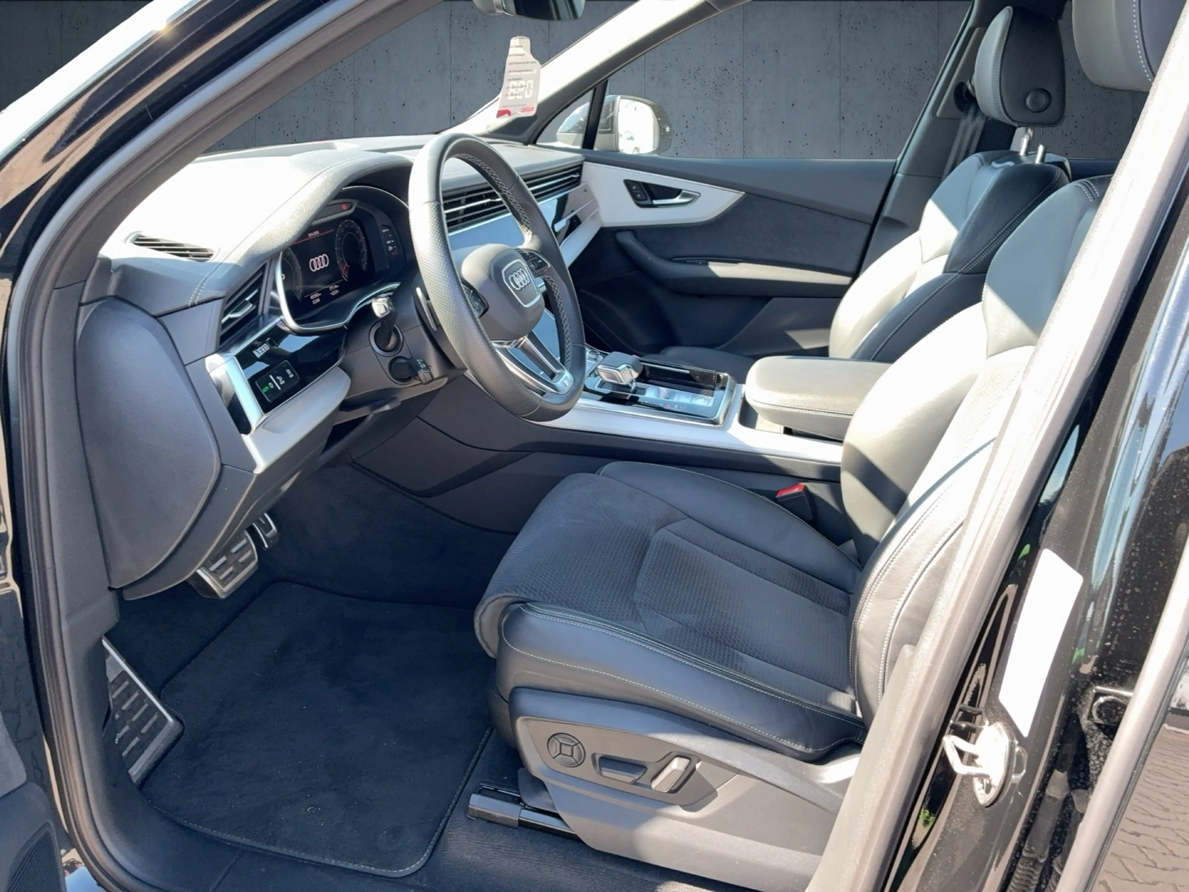 Audi Q7 SUV S line S line 50 TDI quattro 210(286) tiptron — photo 10