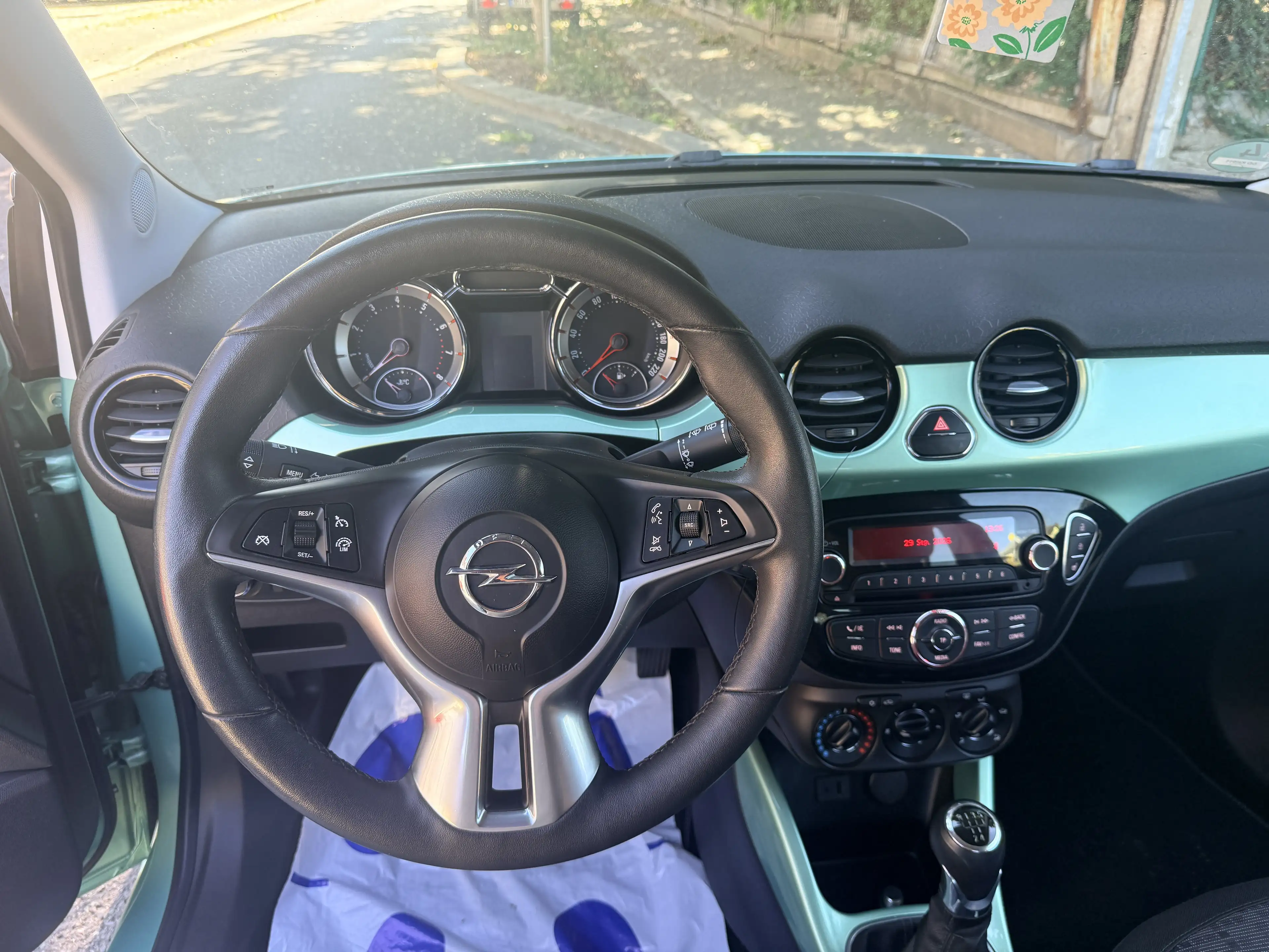 Opel Adam Jam — photo 14