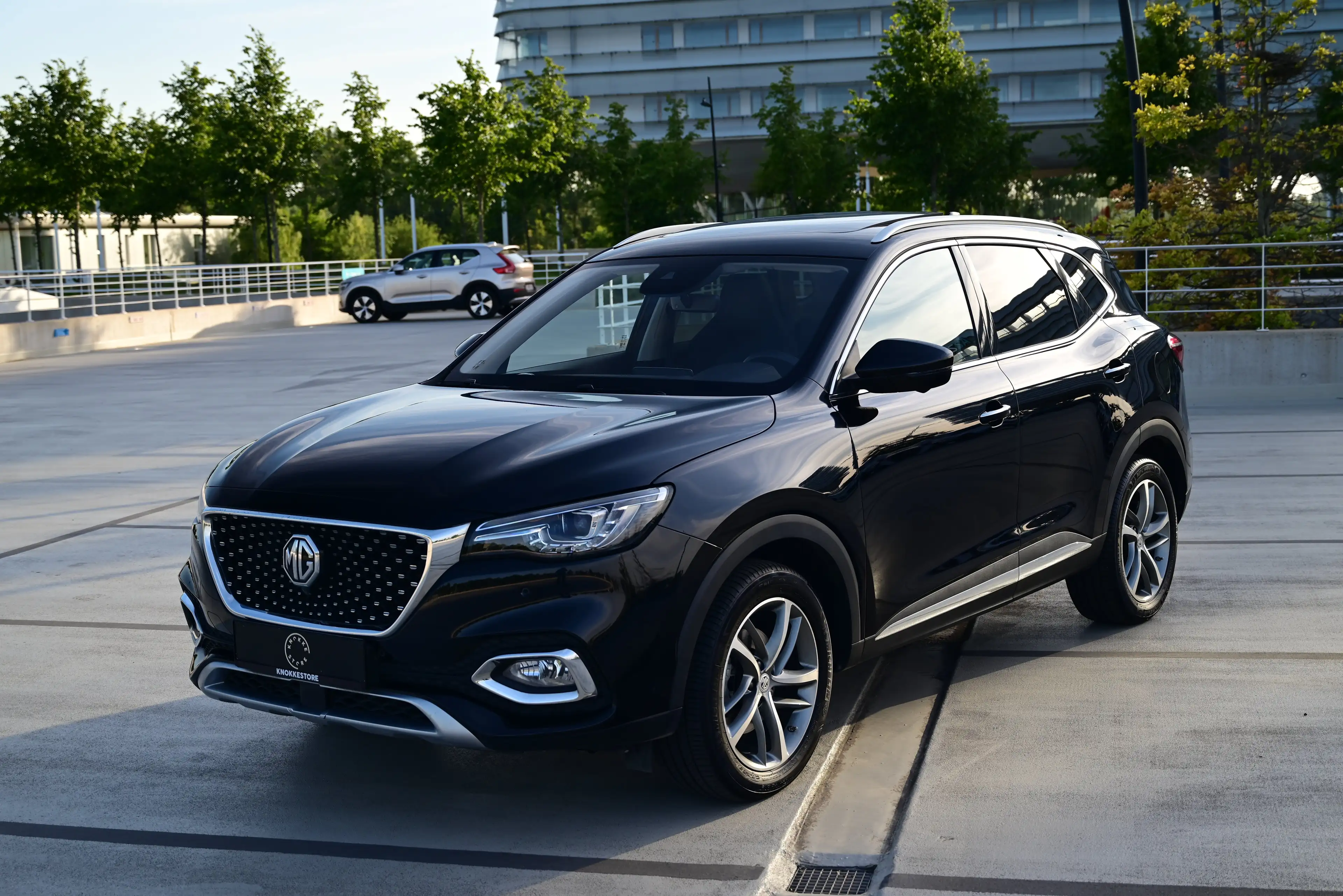 MG EHS LUXURY AUT / SUNROOF / LED / 360 CAMERA / NAVI — photo 4