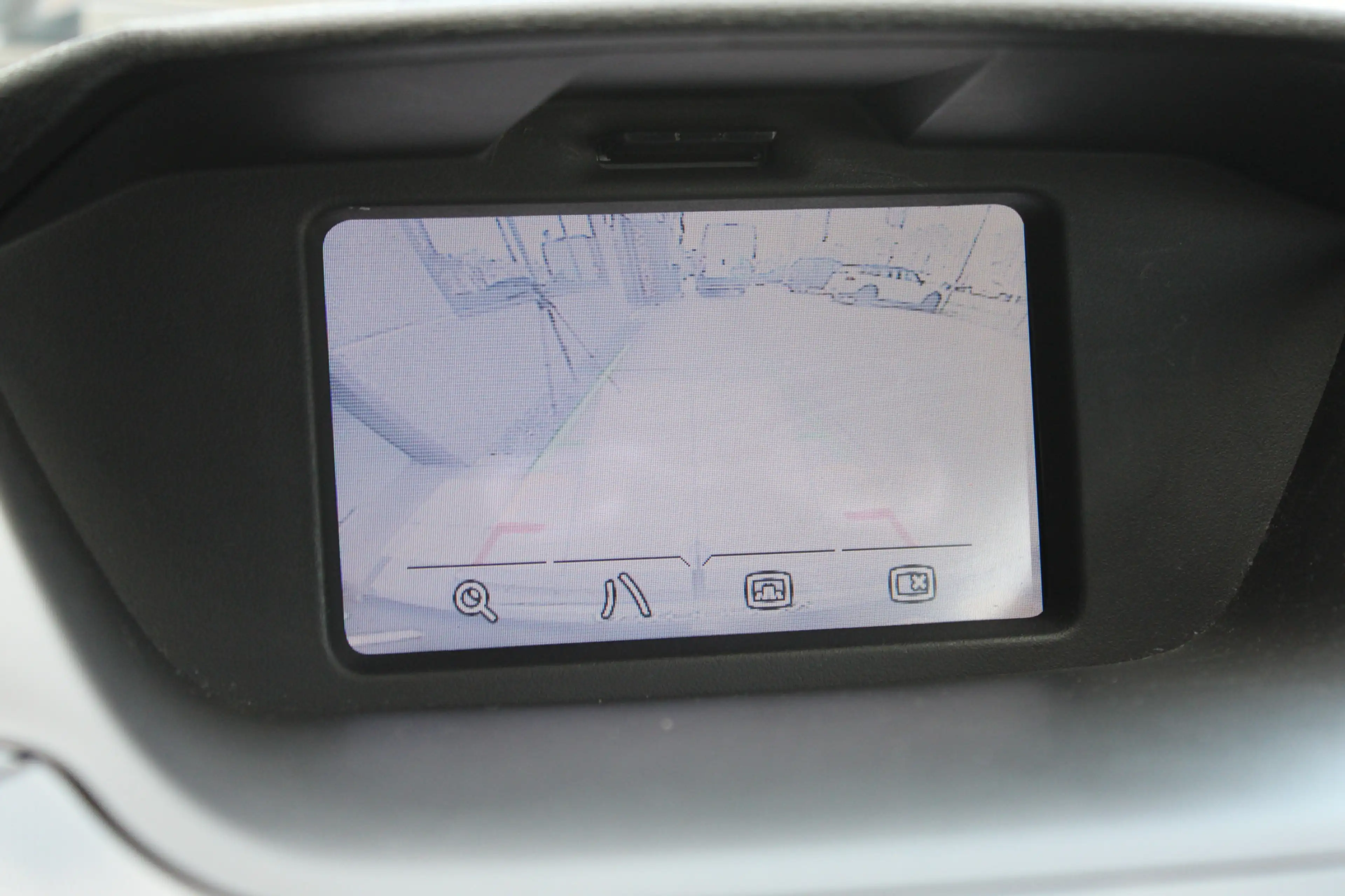 Ford EcoSport 1.0 EcoBoost Titanium Trekhaak Stoelverwarming Dea — photo 8