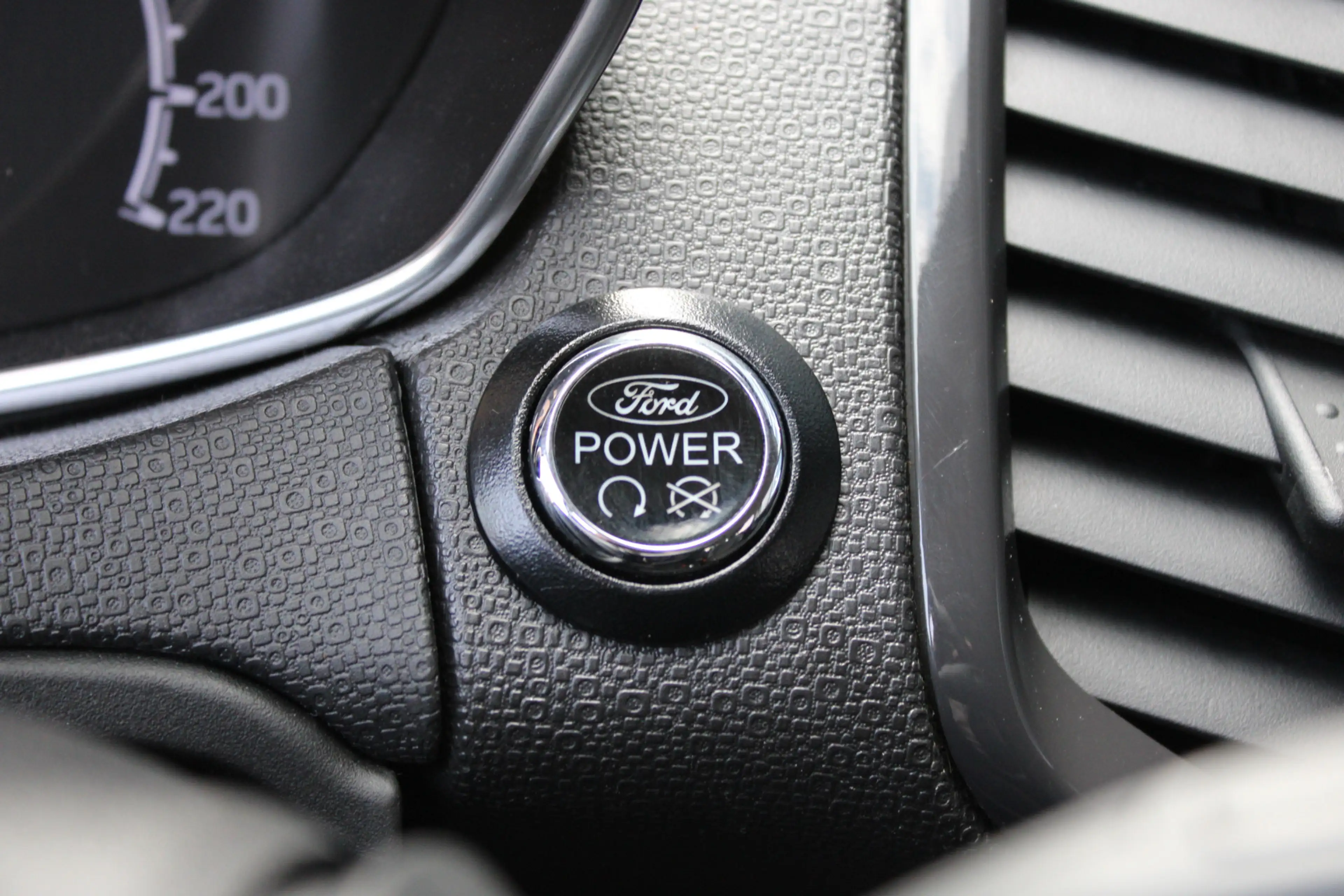 Ford EcoSport 1.0 EcoBoost Titanium Trekhaak Stoelverwarming Dea — photo 12