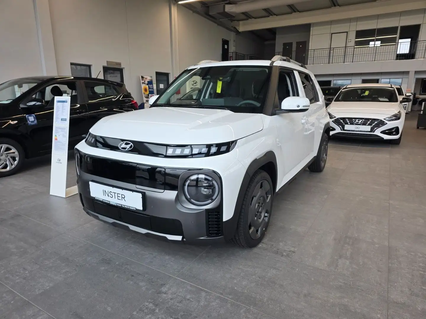Hyundai Inster Elektro 49 kWh Cross Effizienz-Paket Blanc - 1