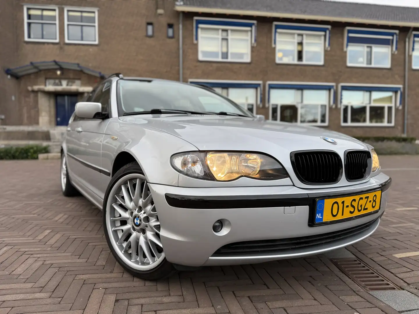 BMW 325 325i touring Silver - 1