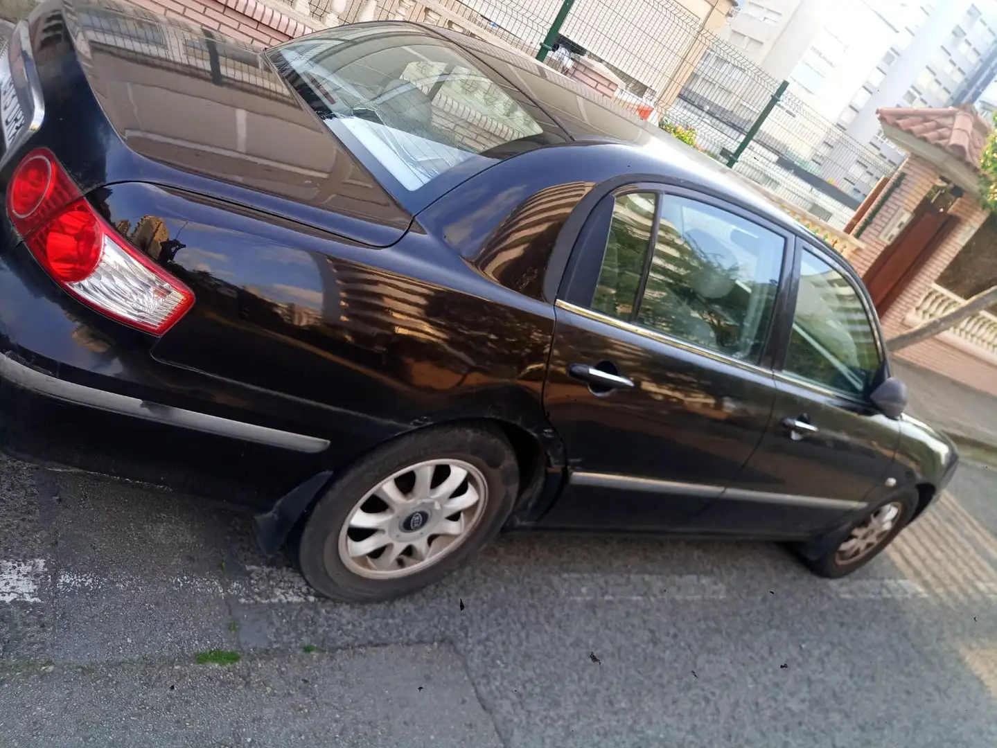 Kia Opirus 3.5 V6 EX Aut. - 2