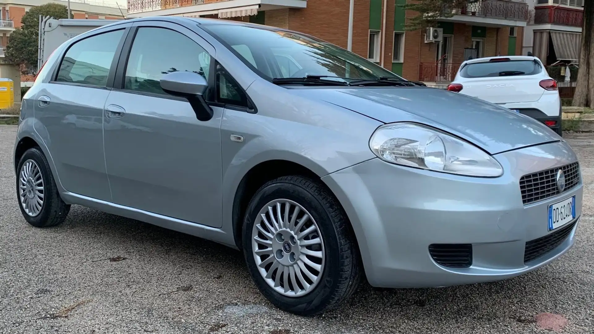 Fiat Grande Punto Grande+Punto+III+2005+5p+1.3+mjt+16v+Dynamic+75cv Grigio - 2