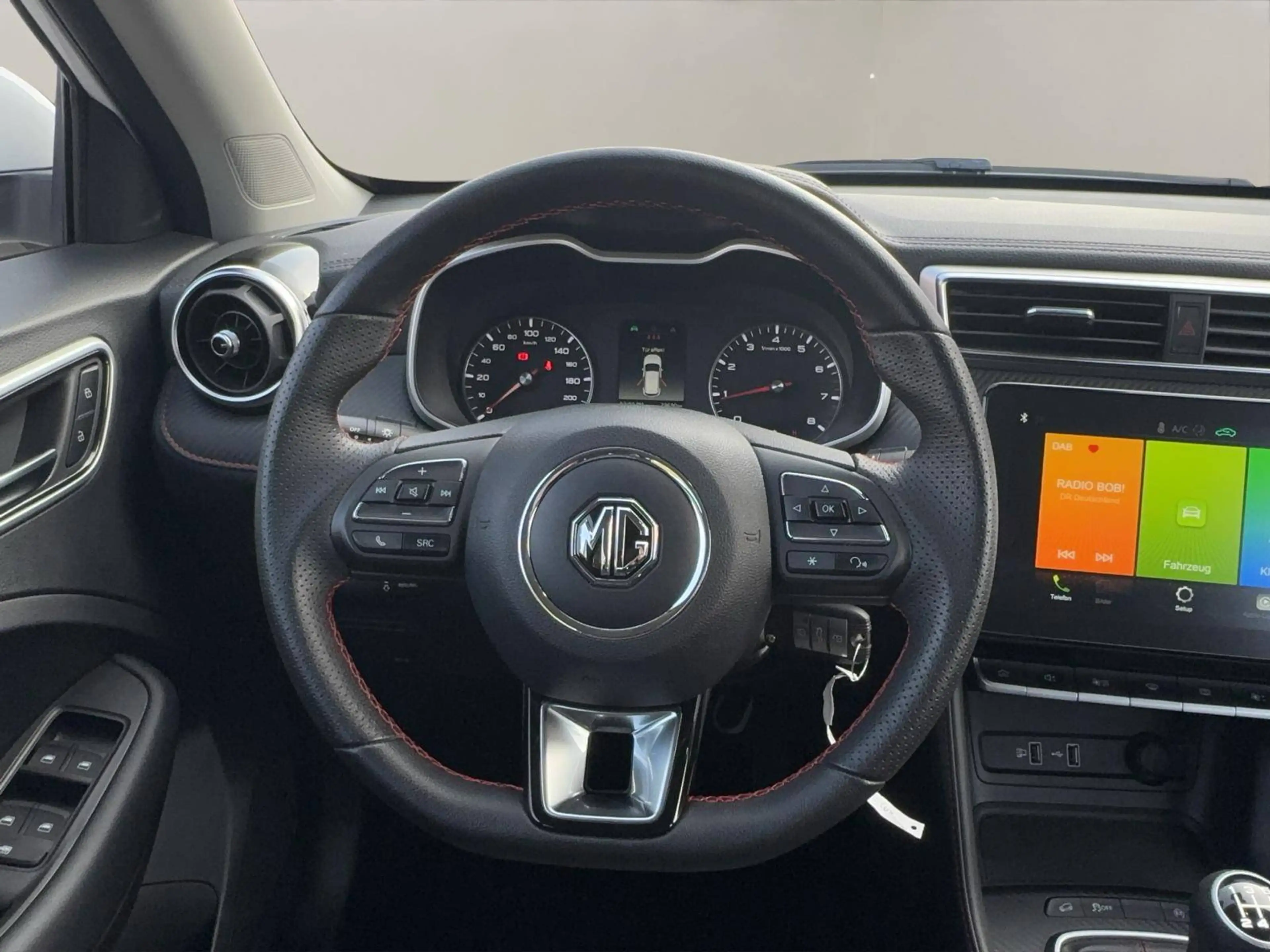 MG ZS ICW 1.5 VTI Comfort! Allwetterreifen! Sofort Verfügbar! — photo 15