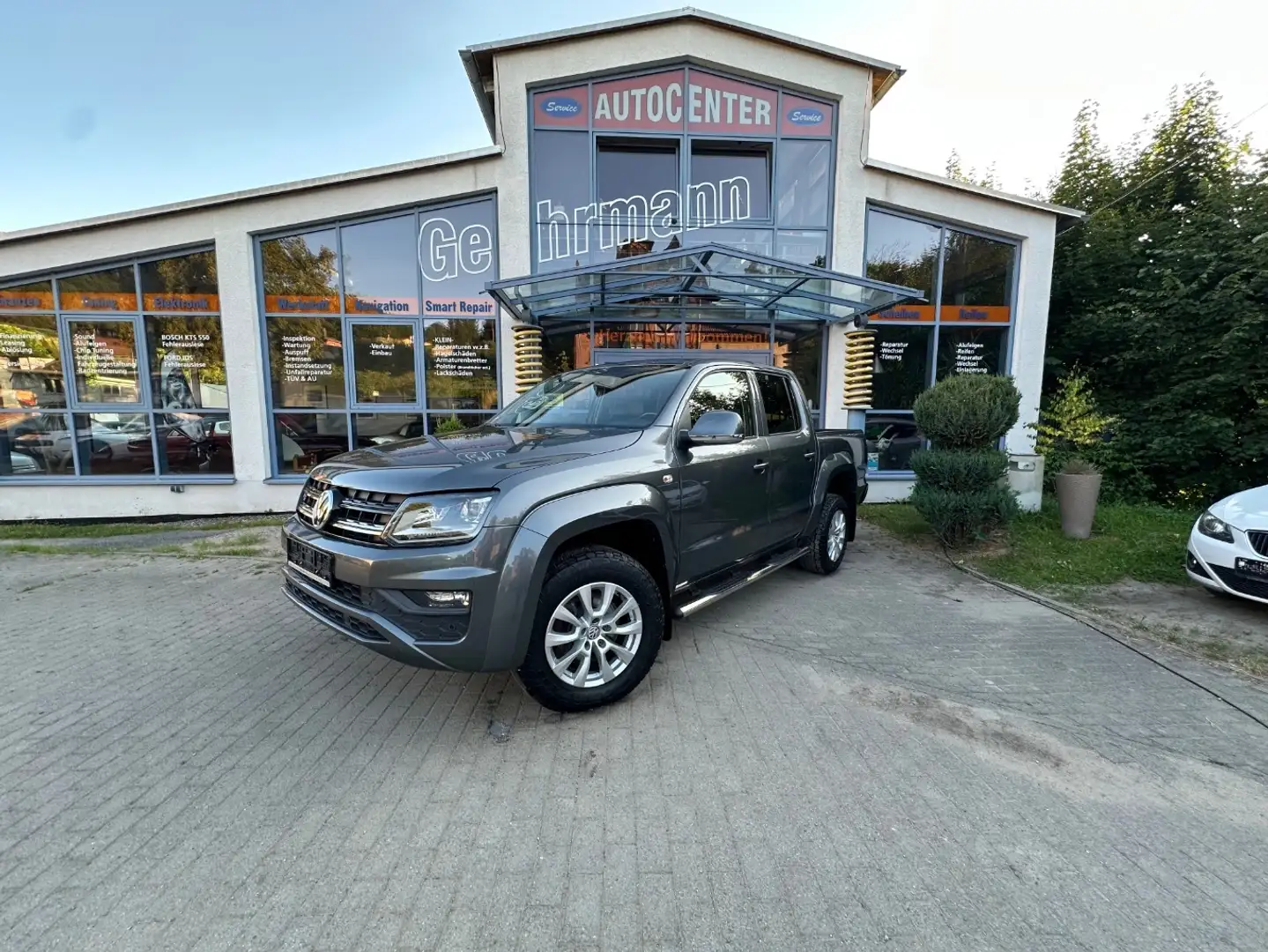 Volkswagen Amarok 3.0 V6 TDI Highline DoubleCab 4 Motion Grau - 1