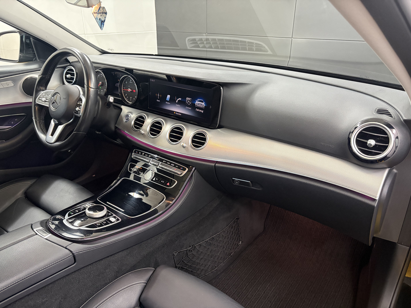 Mercedes-Benz E 400 d 4Matic+Head-Up+Kam+LED+Pano+Temp+Navi — photo 11