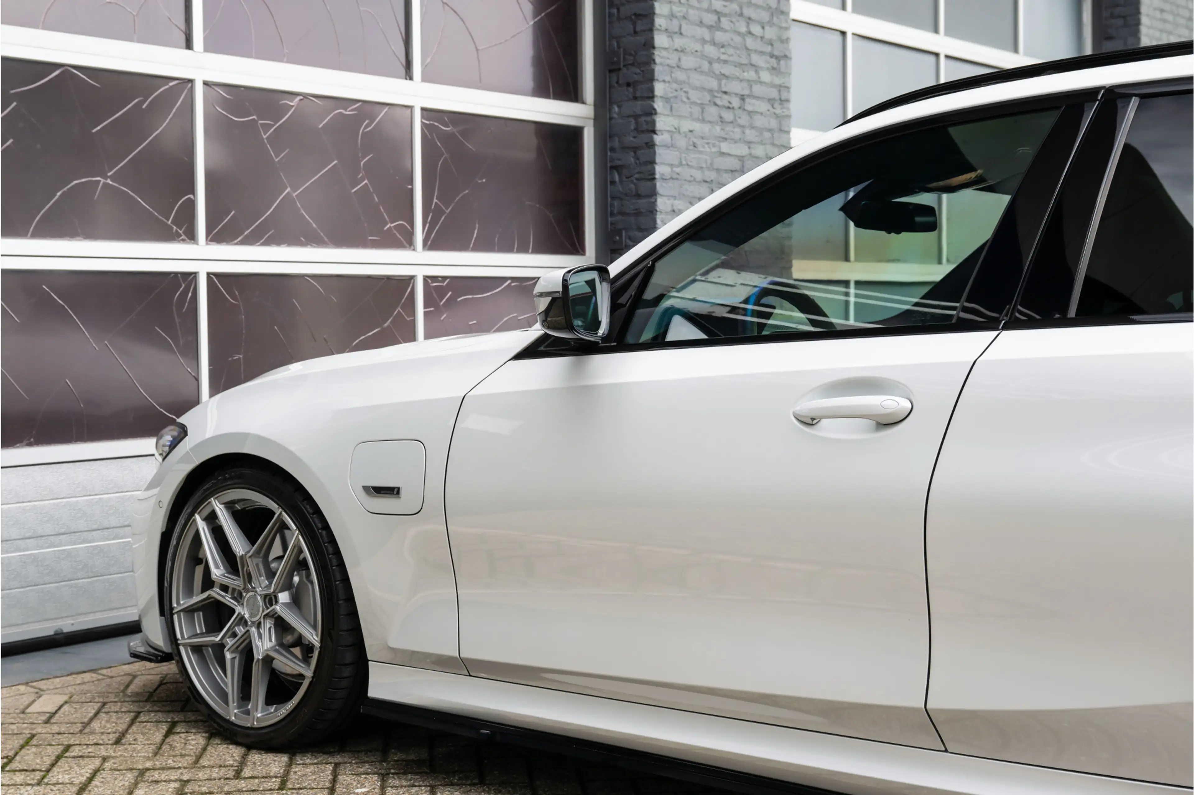 BMW 330 3-serie Touring 330e High Executive M Sport, Pano, — photo 14
