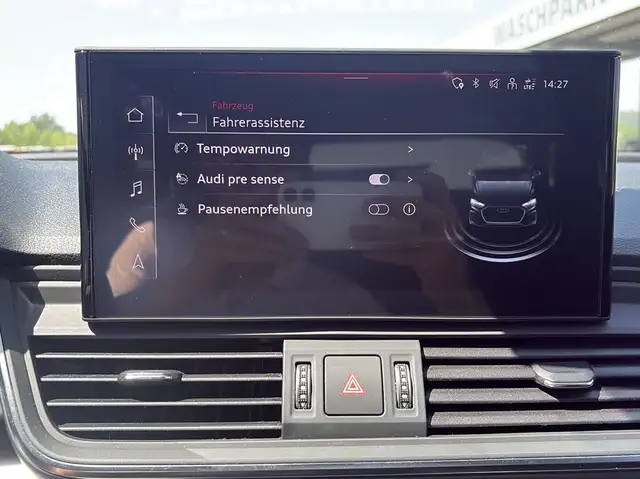 Audi Q5 view 24