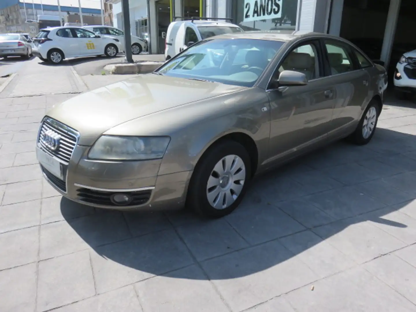Audi A6 2.0TDI Beige - 2