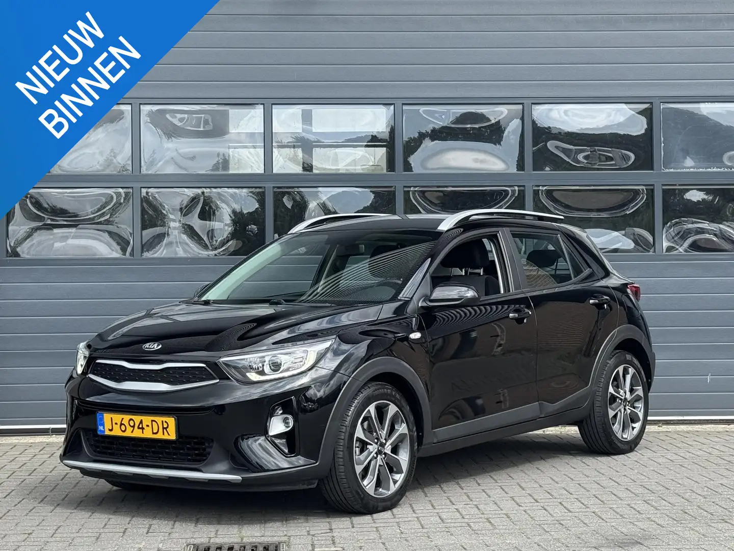 Kia Stonic 1.0 T-GDI DYNAMICLINE I AUTOMAAT I ACHTERUITRIJCAM Noir - 1