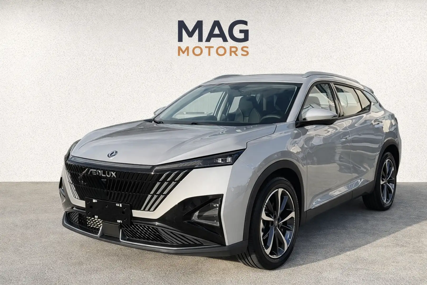 Dongfeng Mage "NUOVA " Mage ICE 1.5 Mach Power 7 DCT Silber - 1