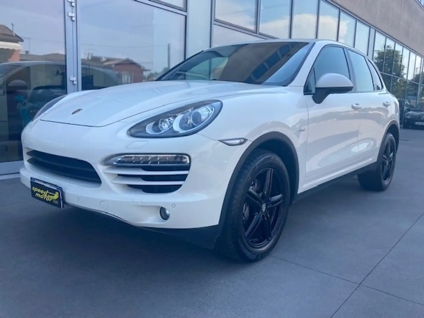 Porsche Cayenne 3.0 Diesel full optional Bianco - 1