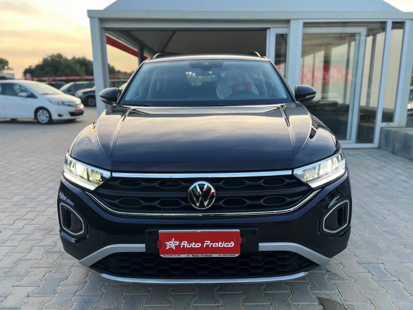 Volkswagen T-Roc T-Roc 2.0 TDI SCR 150 CV DSG Style Schwarz - 2