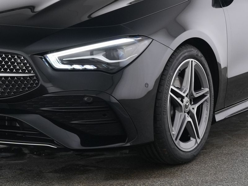 Mercedes-Benz CLA 180 Shooting Brake AMG Line KeyLess ParkAss. — photo 12