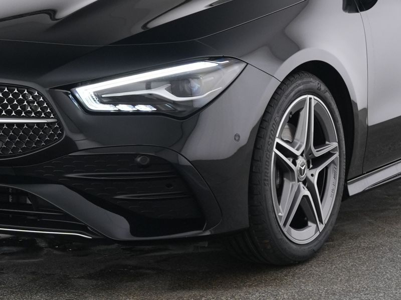 Mercedes-Benz CLA 180 Shooting Brake AMG Line KeyLess ParkAss. — photo 5