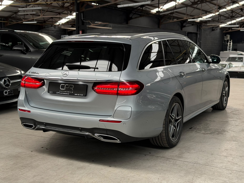 Mercedes-Benz E 300 de PHEV * NEW MODEL * PACK AMG * CUIR * GARANTIE 12 MOIS * — photo 4
