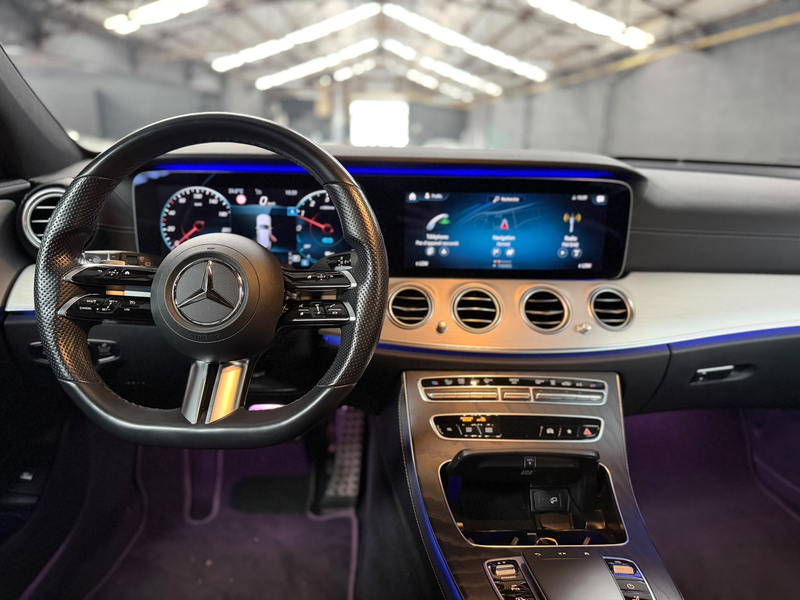 Mercedes-Benz E 300 de PHEV * NEW MODEL * PACK AMG * CUIR * GARANTIE 12 MOIS * — photo 10