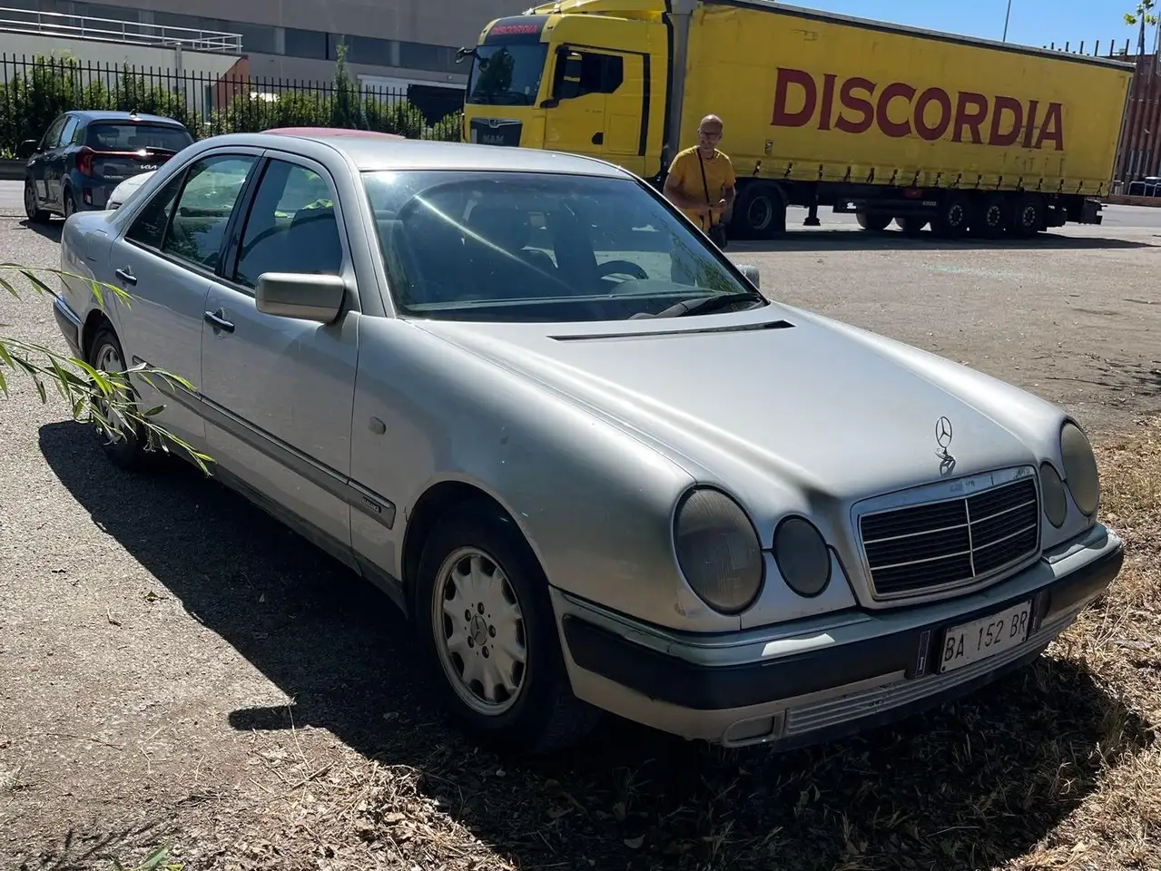 Mercedes-Benz E 250, foto 4