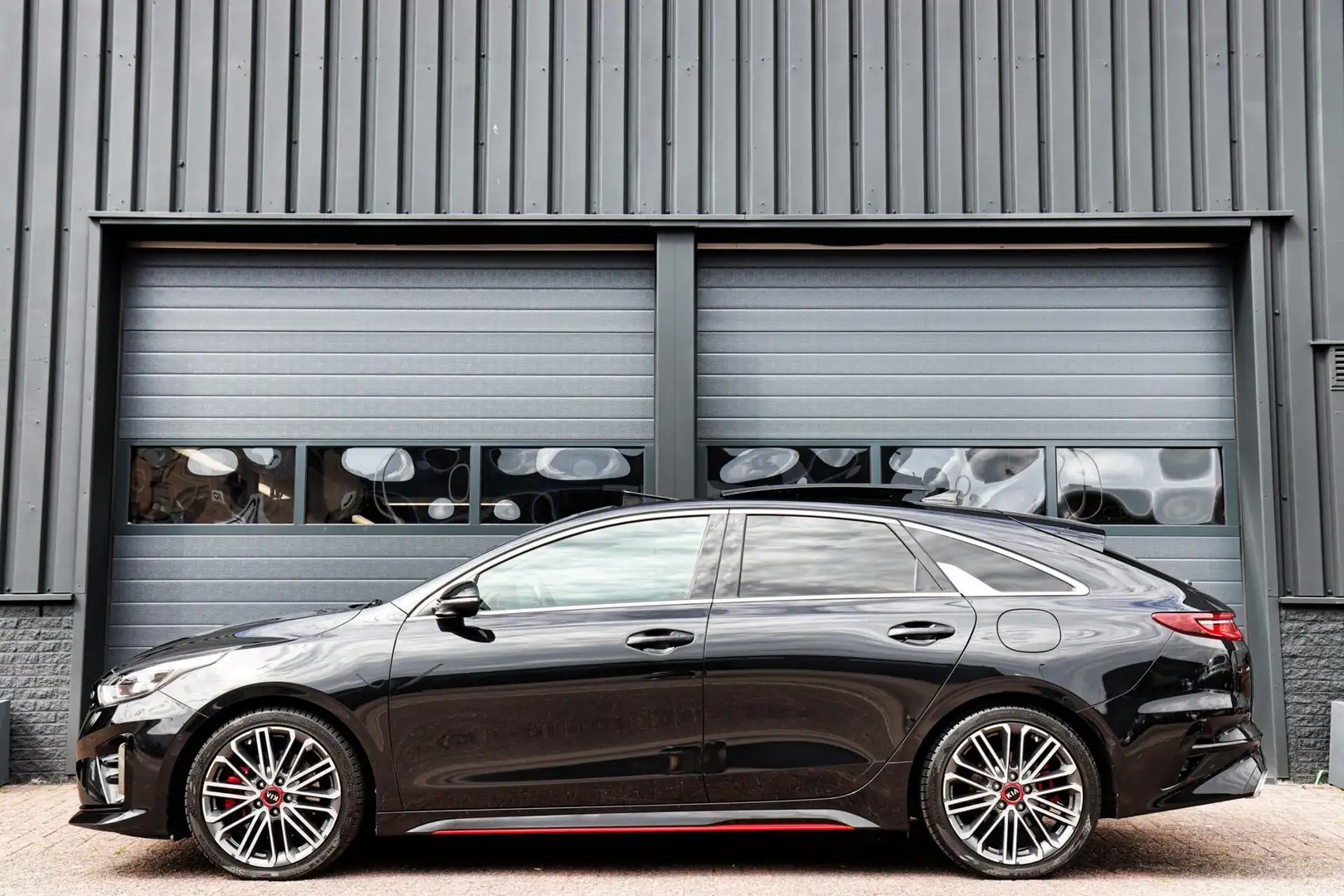 Kia ProCeed / pro_cee'd 1.6 T-GDI GT /LED/PANODAK/CARPLAY/STUUR+STOELVERW. Noir - 2