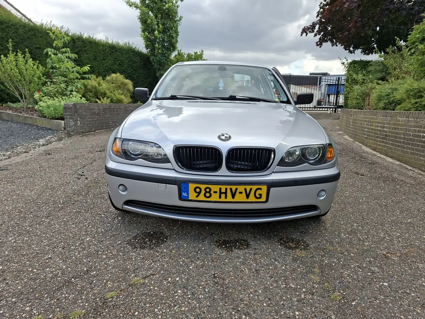 BMW 330 316i Executive Gris - 2