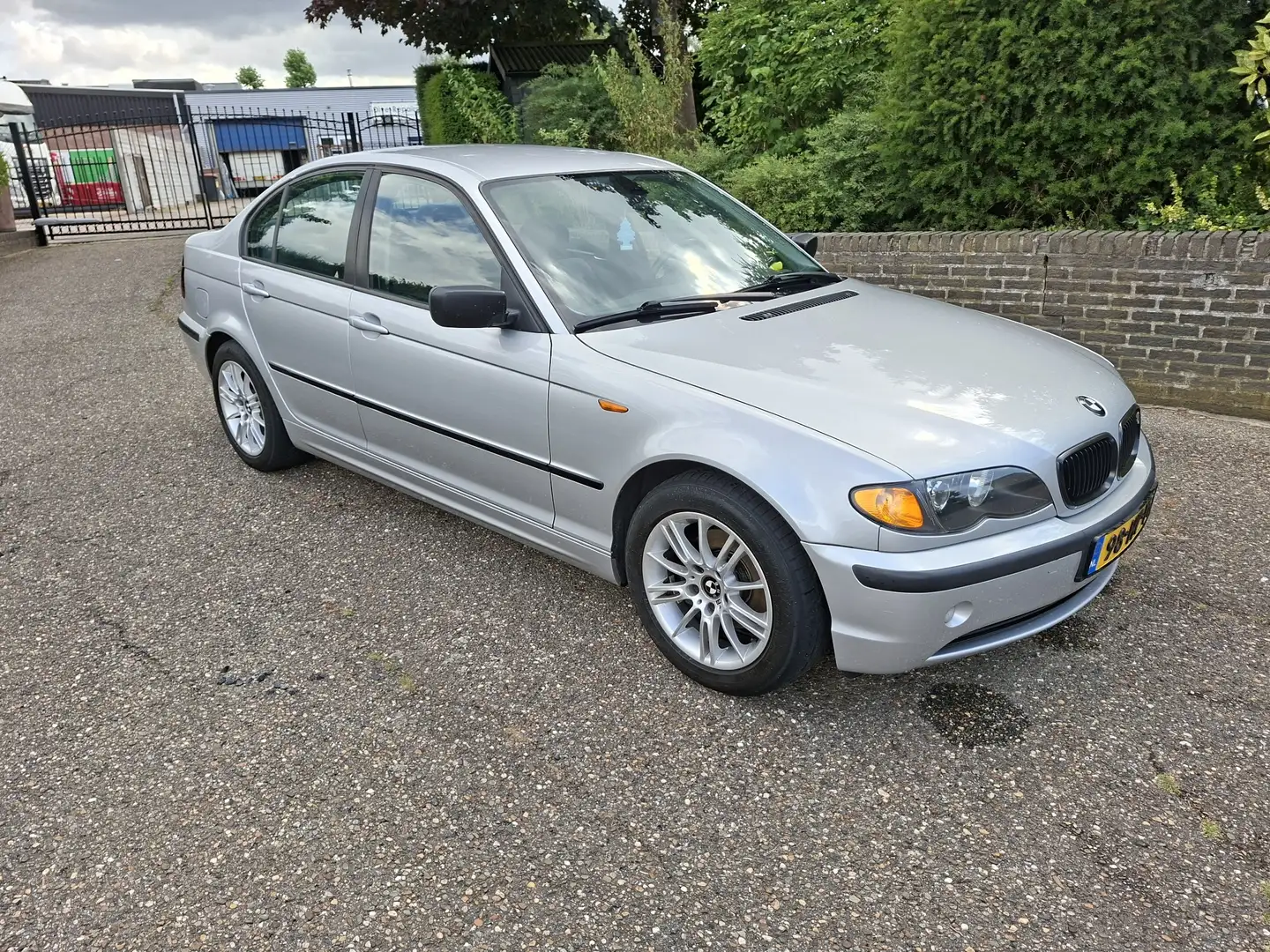 BMW 330 316i Executive Gris - 1