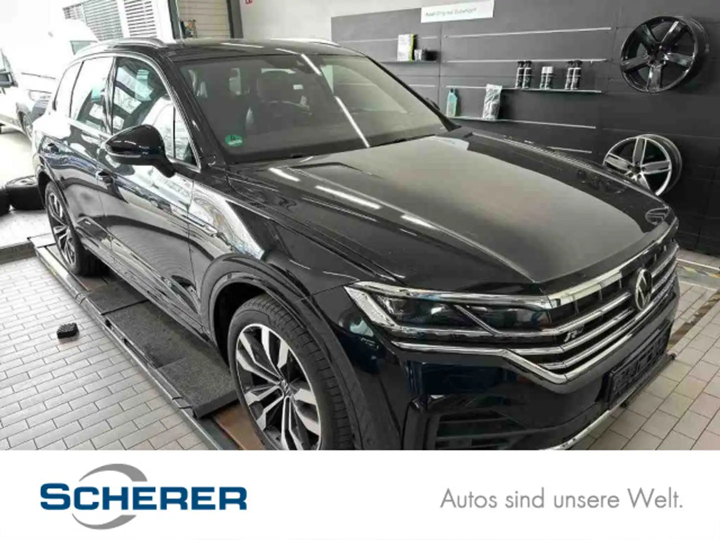 Volkswagen Touareg 3.0 TDI R-Line AHK+Pano+Luft+Standhz+HuD Schwarz - 1