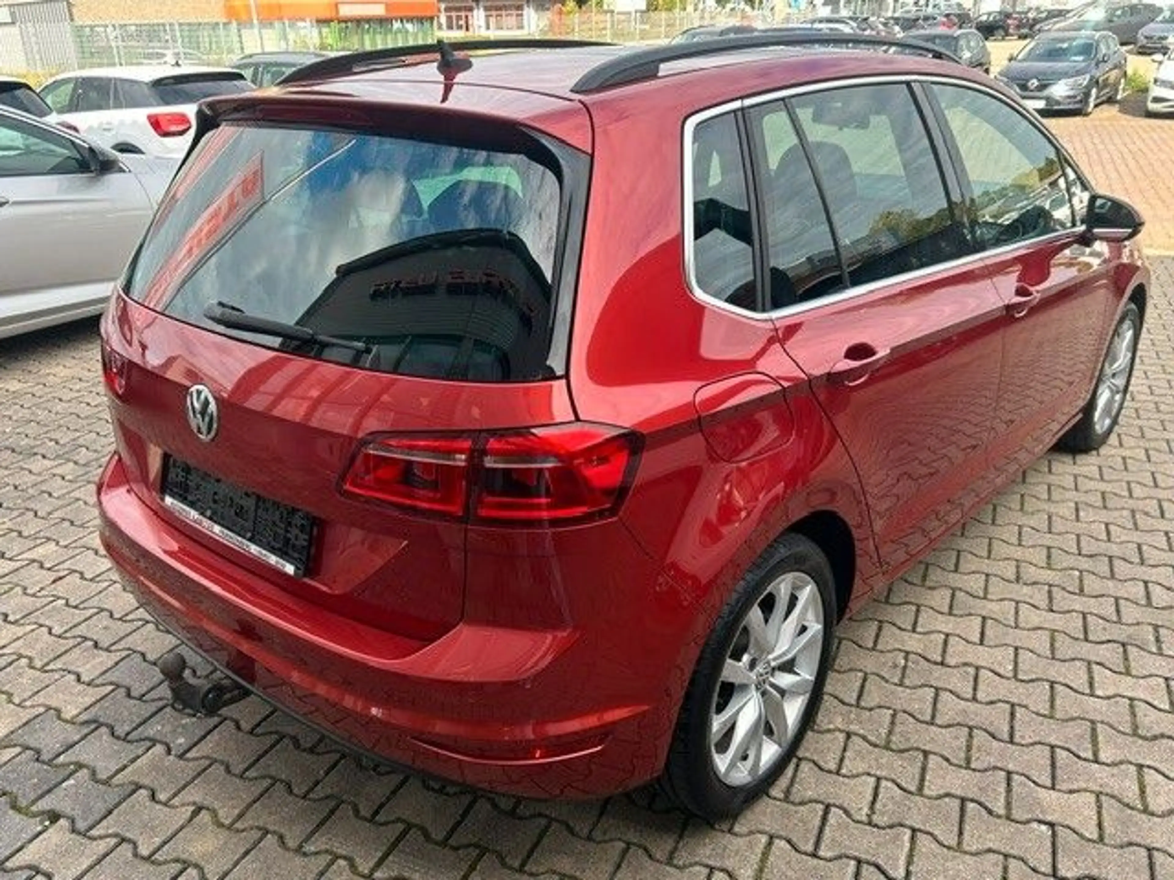 Volkswagen Golf Sportsvan — photo 9