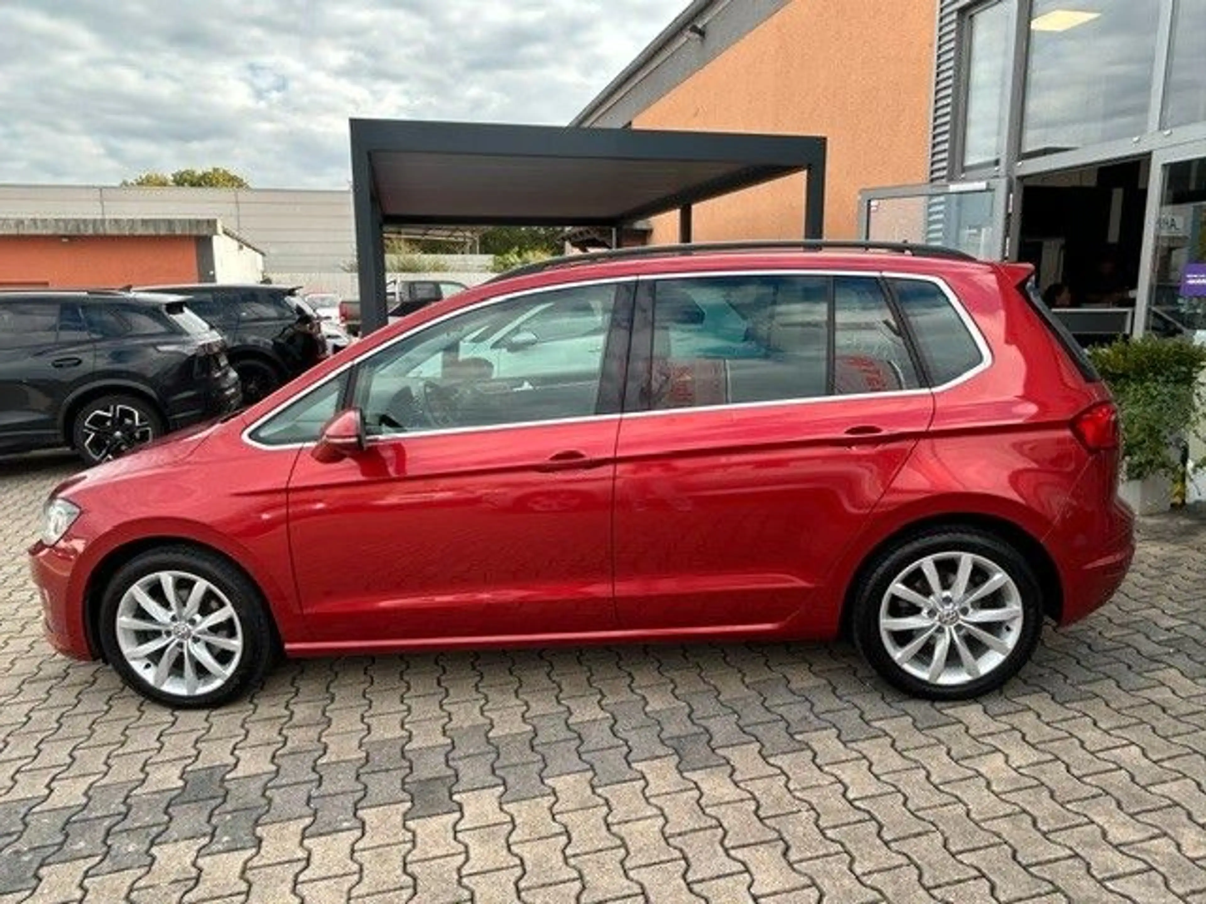 Volkswagen Golf Sportsvan — photo 5