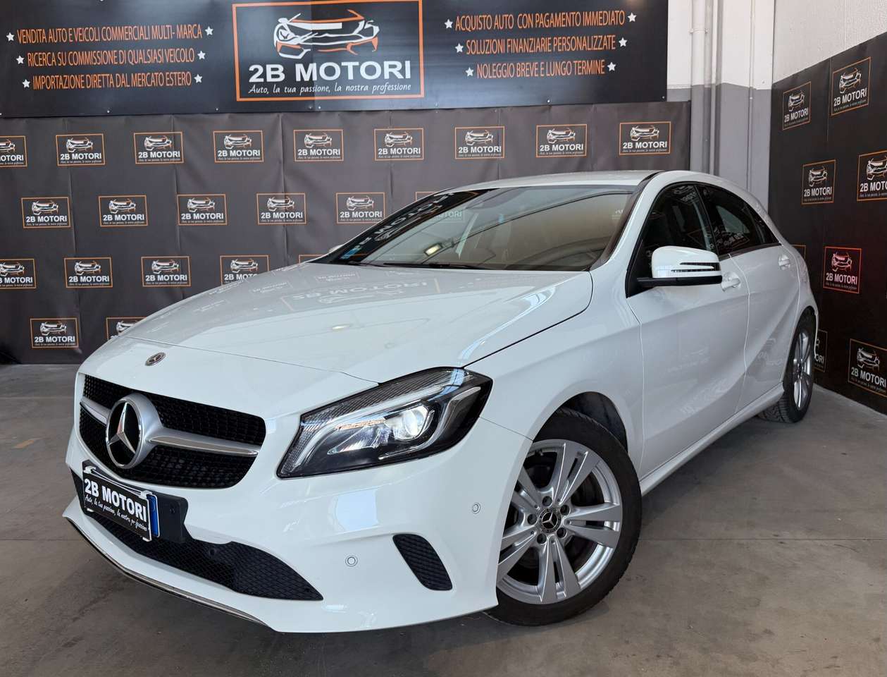 Mercedes-Benz A 180 A 180 d Sport