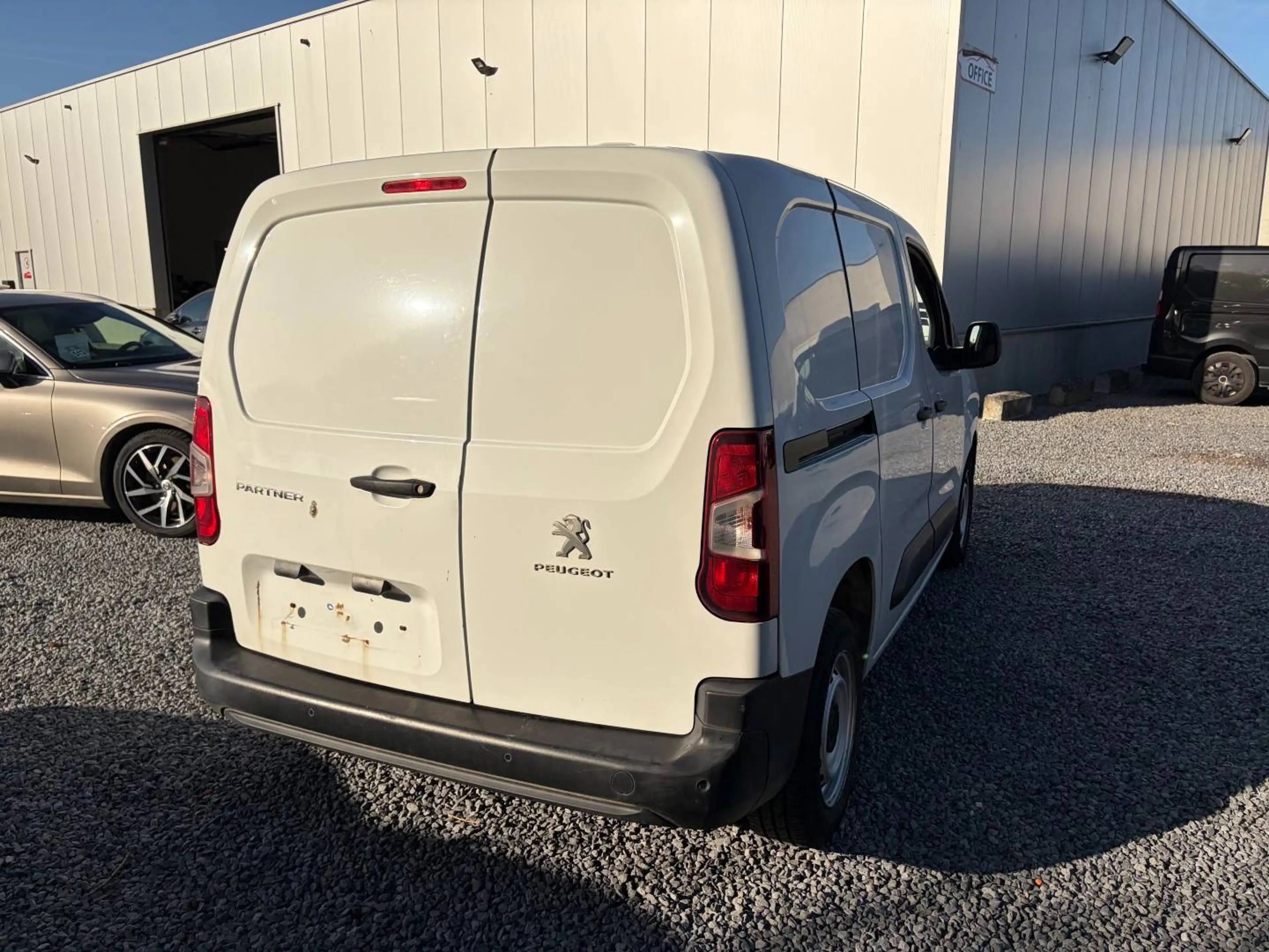 Peugeot Partner 1.5 HDi / € 5.990 netto / Navi / Airco / PDC / ... — photo 3