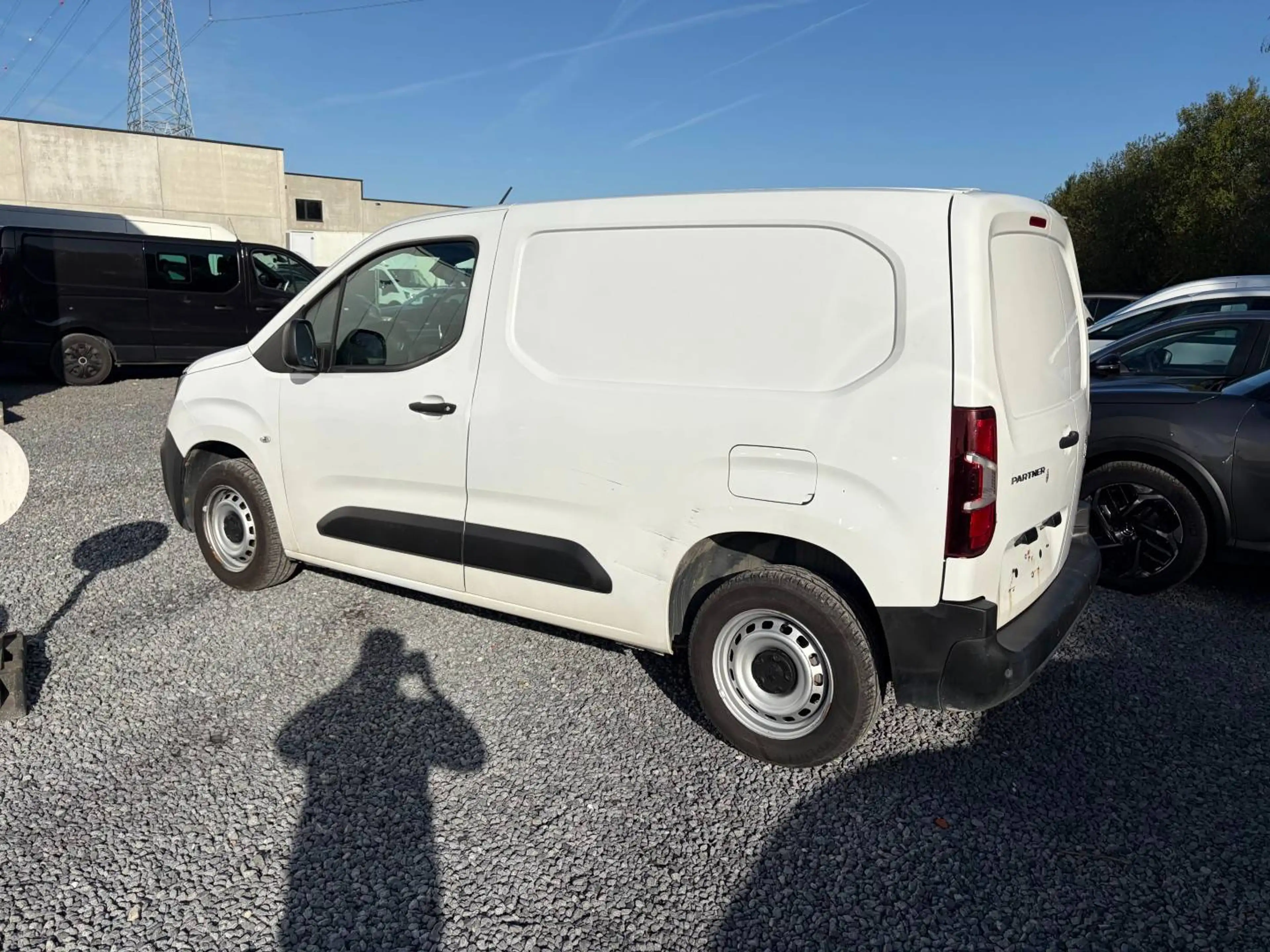 Peugeot Partner 1.5 HDi / € 5.990 netto / Navi / Airco / PDC / ... — photo 6