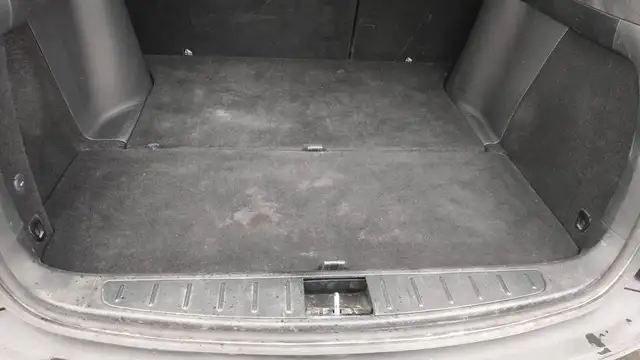 Tesla Model X view 14
