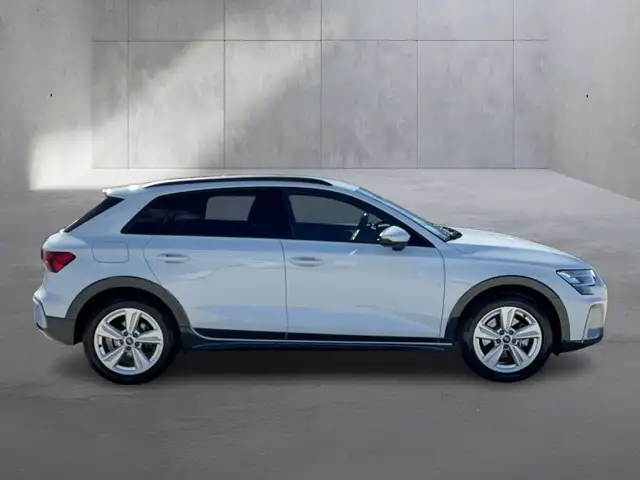 Audi A3 view 7
