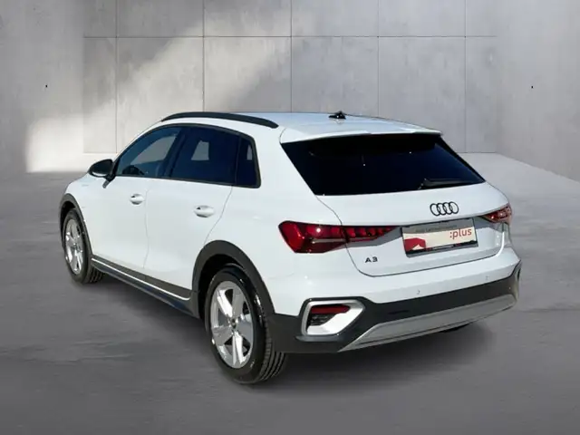Audi A3 view 4