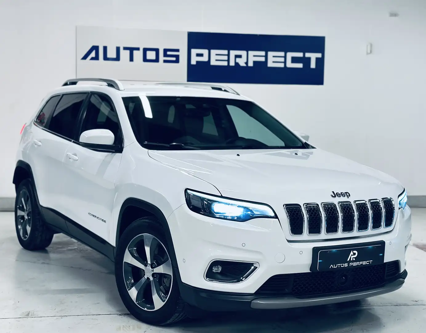 Jeep Cherokee 2.2 2WD BOITE AUTO PALETTE Limited CAMERA PDC JA18 Blanc - 2