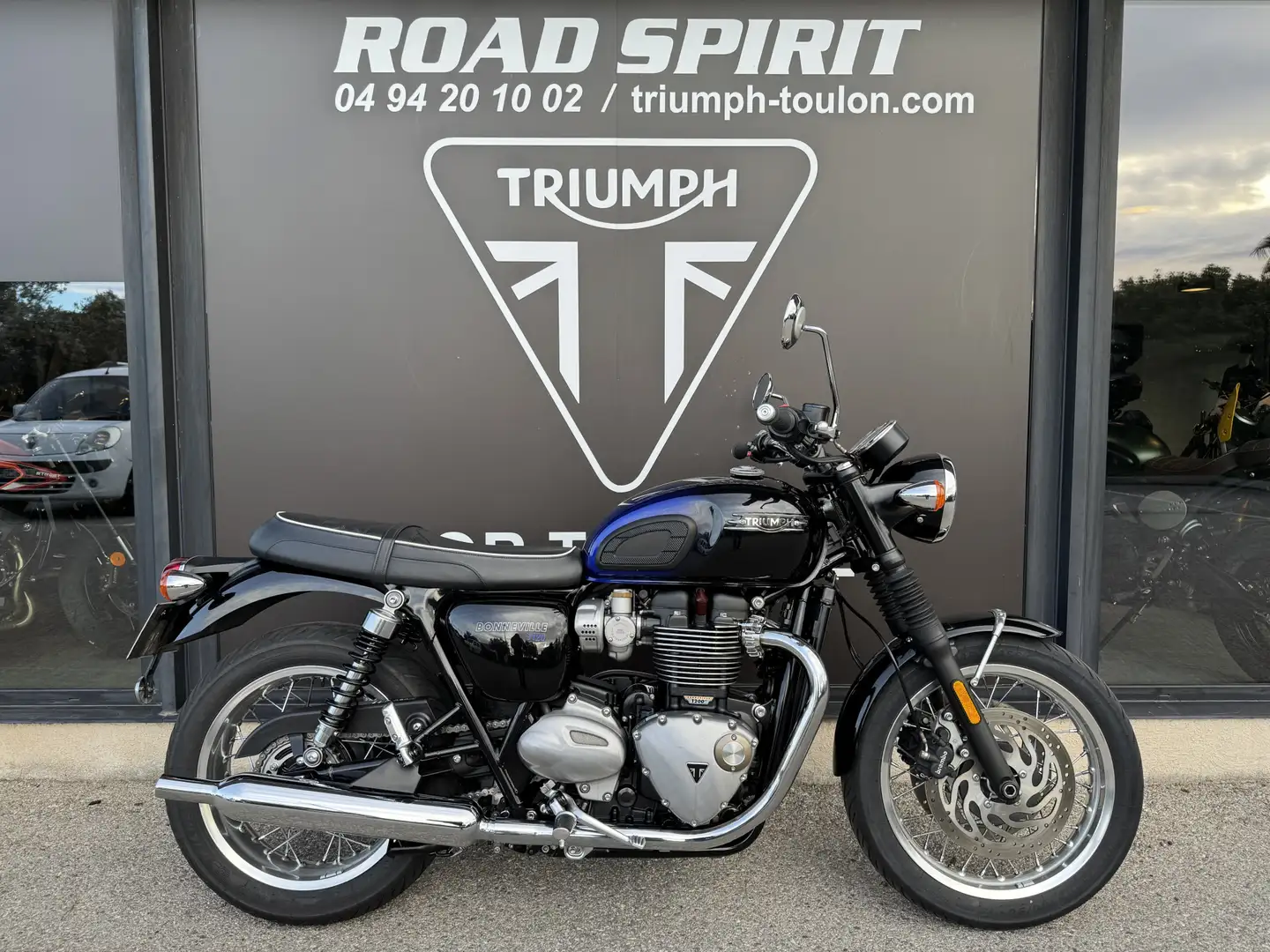 Triumph Bonneville T120 Bleu - 1