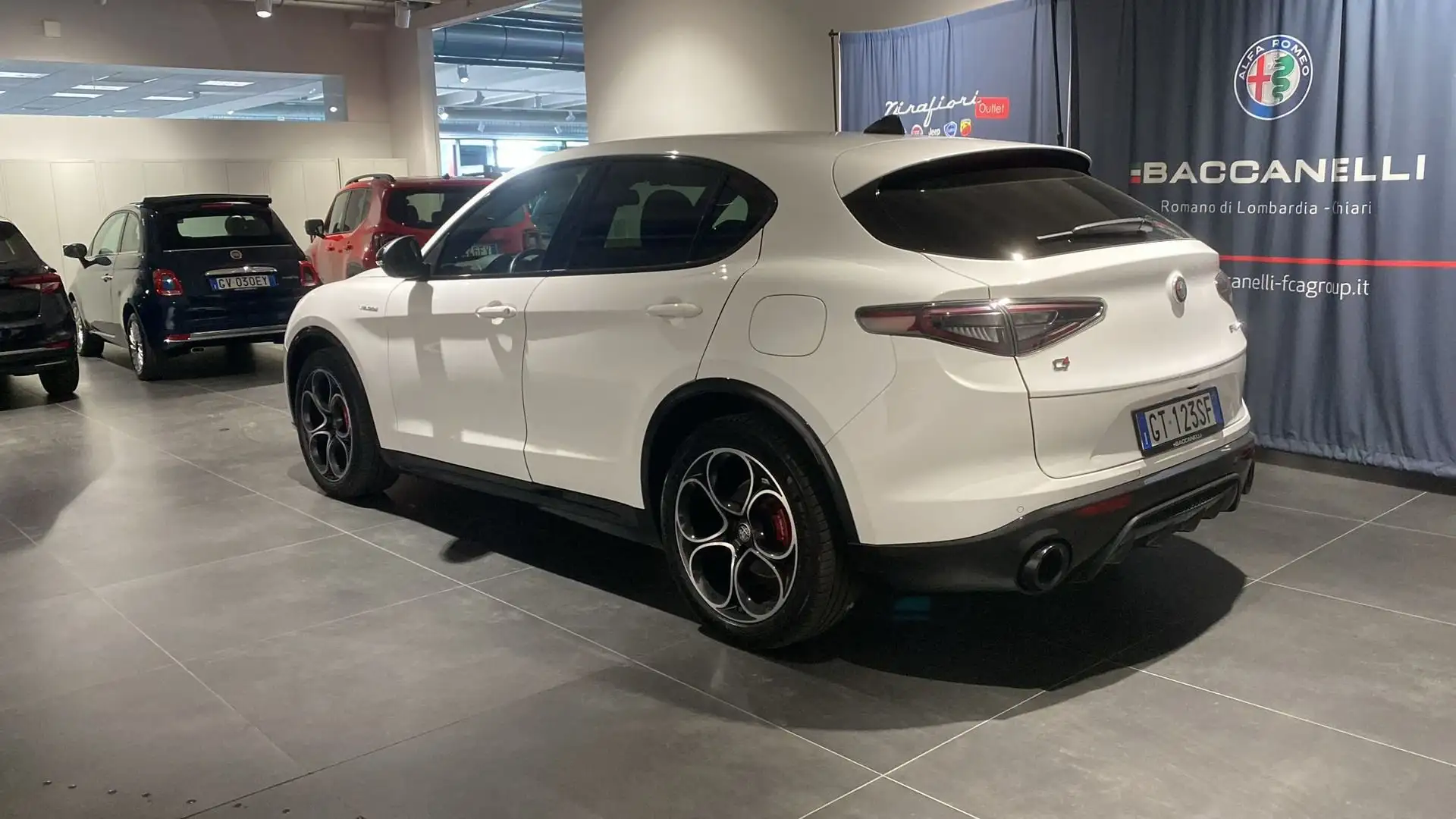 Alfa Romeo Stelvio 2.2 Turbodiesel 210 CV AT8 Q4 Veloce Bianco - 2