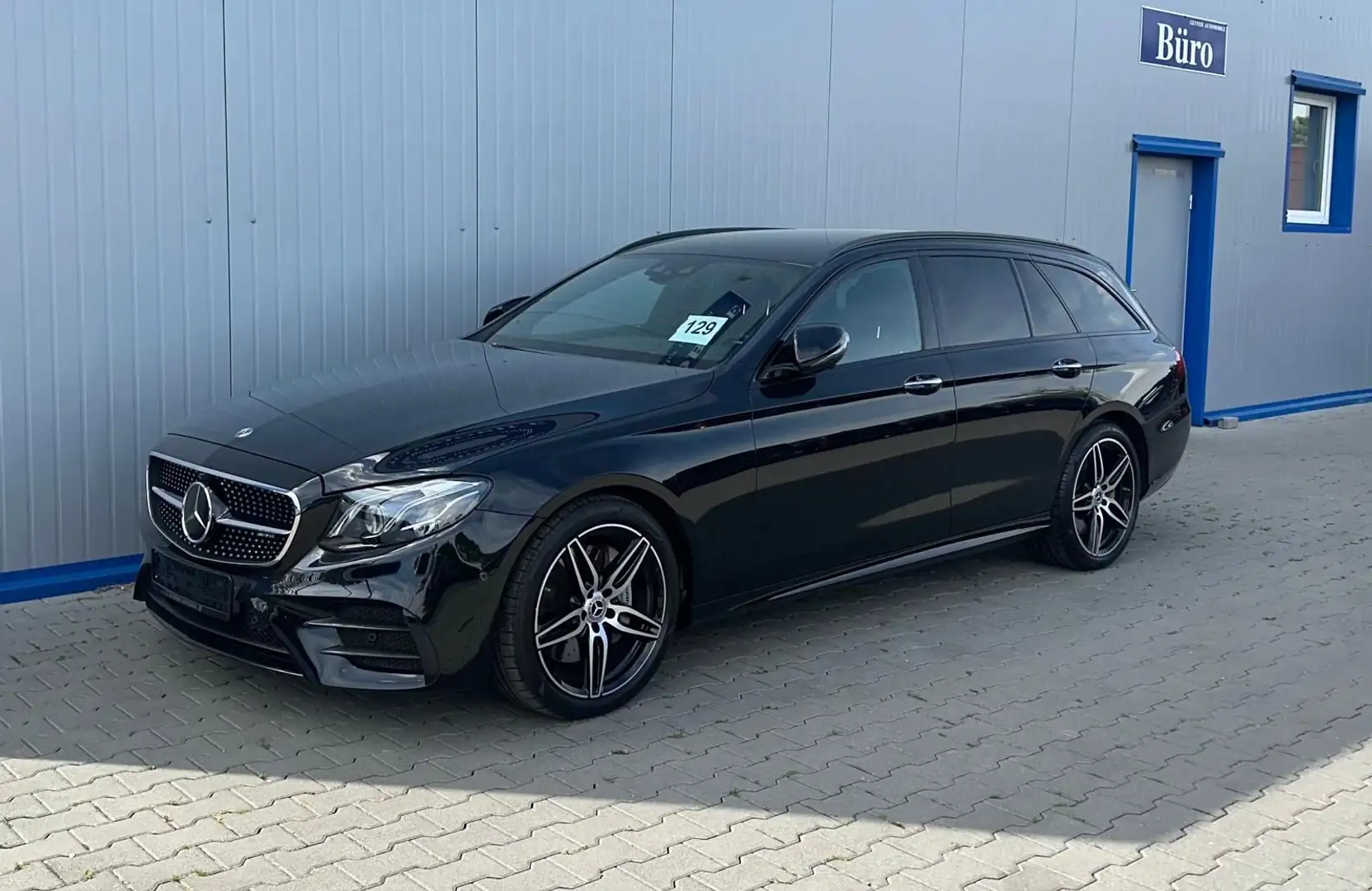 Mercedes-Benz E 43 AMG E43T AMG 4M WIDESCREEN COMAND DISTRONIC AIRMATIK Negru - 1